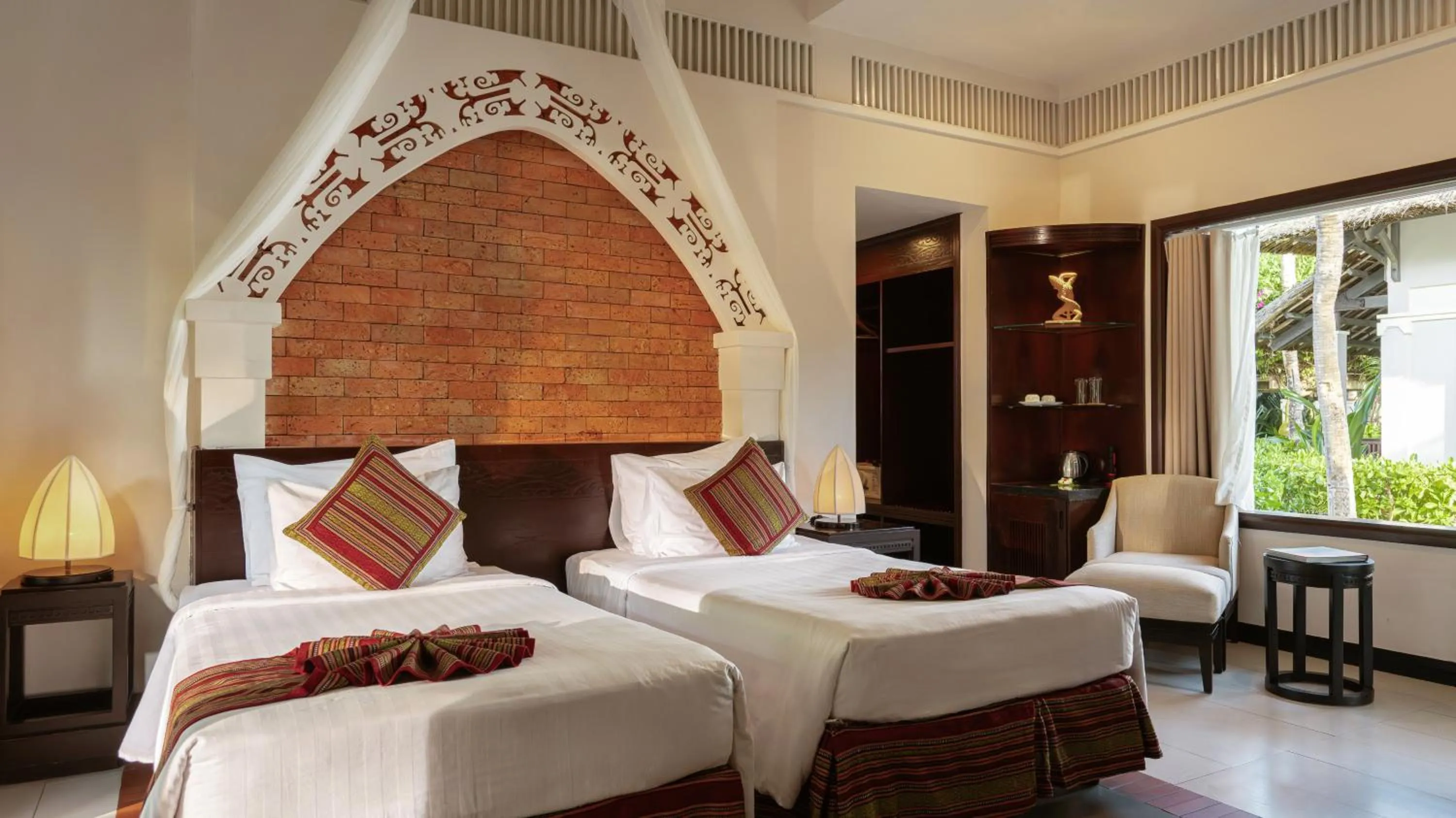 Bedroom, Bed in Muine Bay Resort