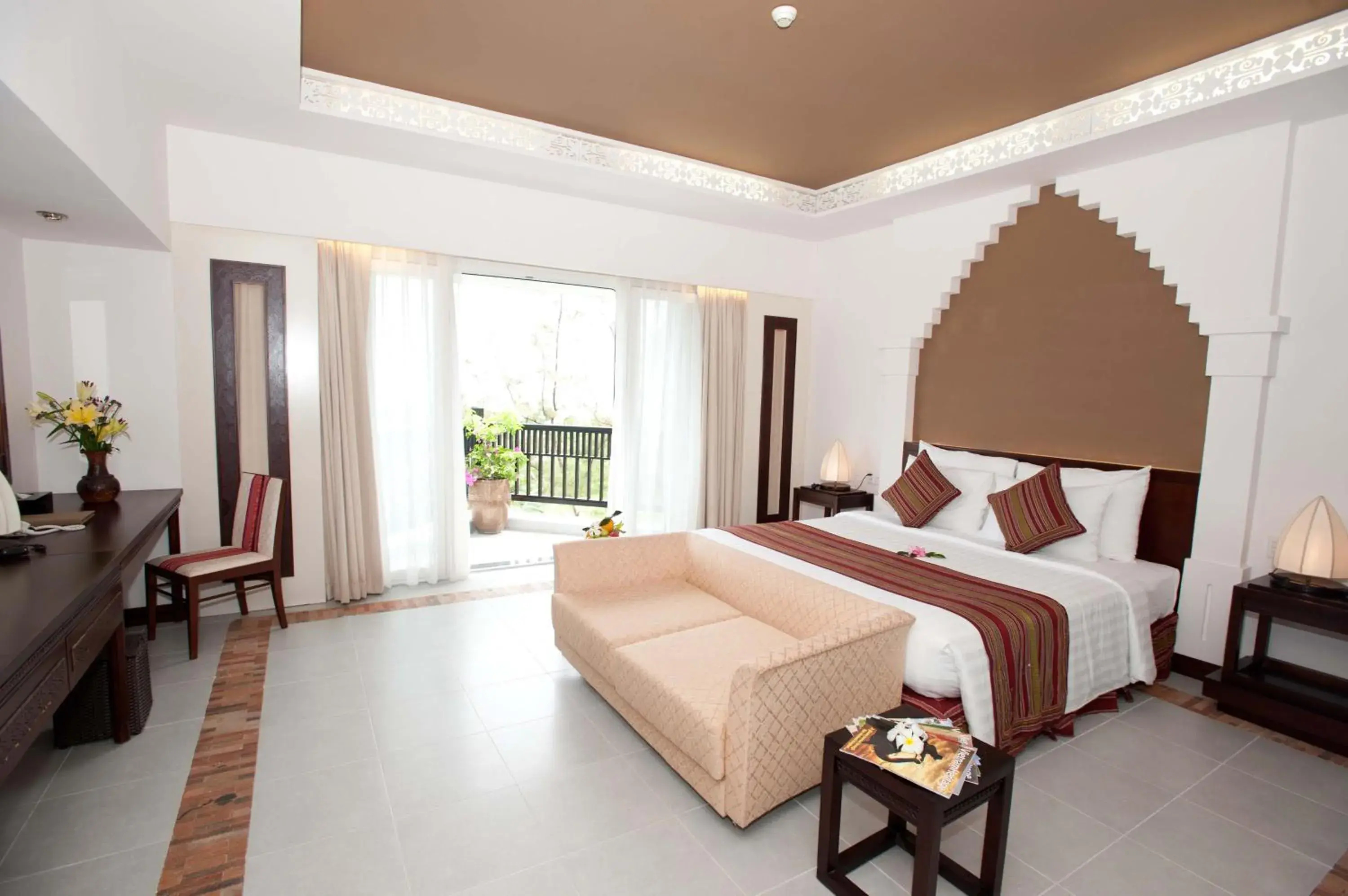 Garden view, Bed in Muine Bay Resort Garden view, Bed in Muine Bay Resort