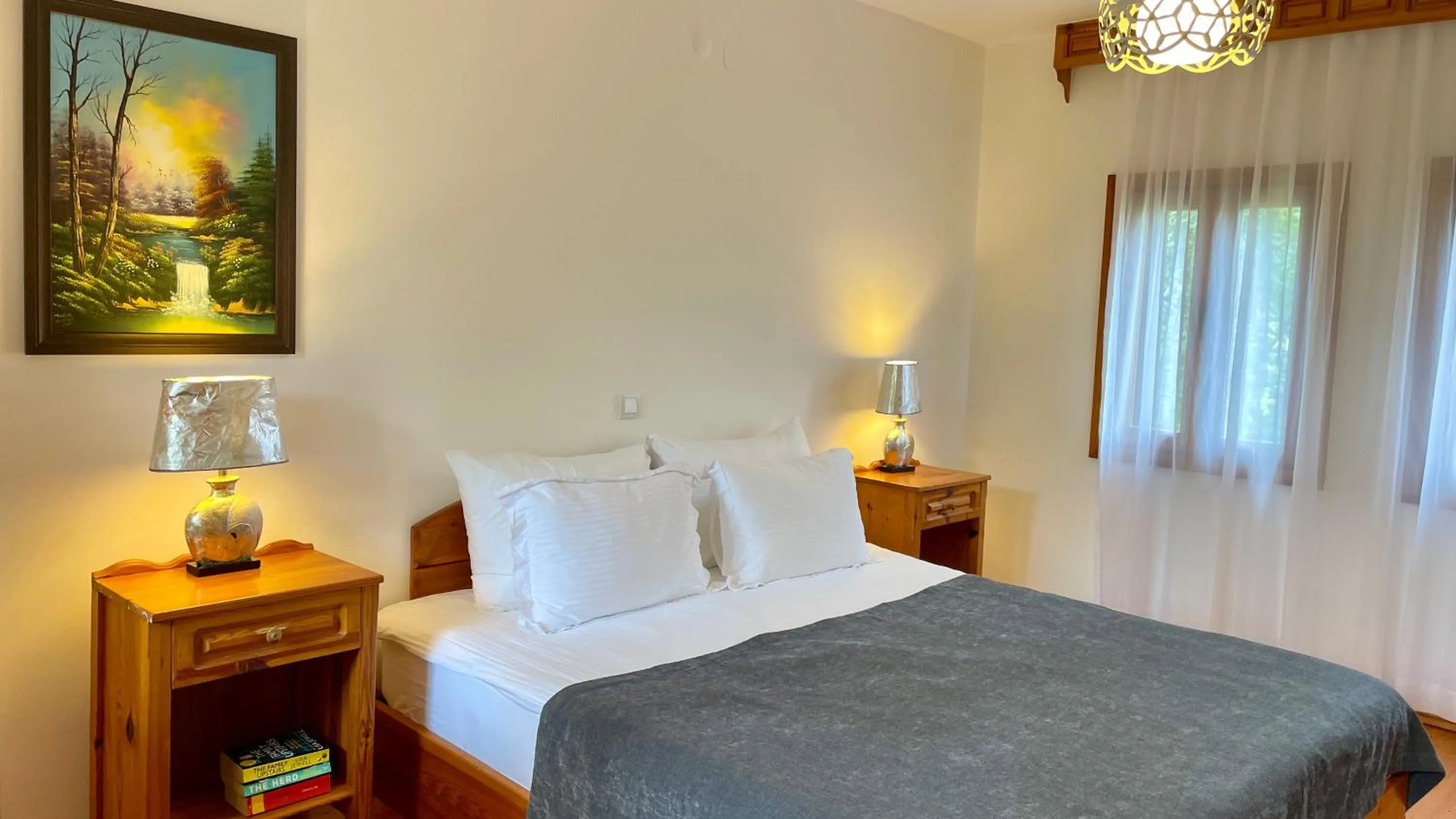 Bedroom, Bed in Aida Hotel