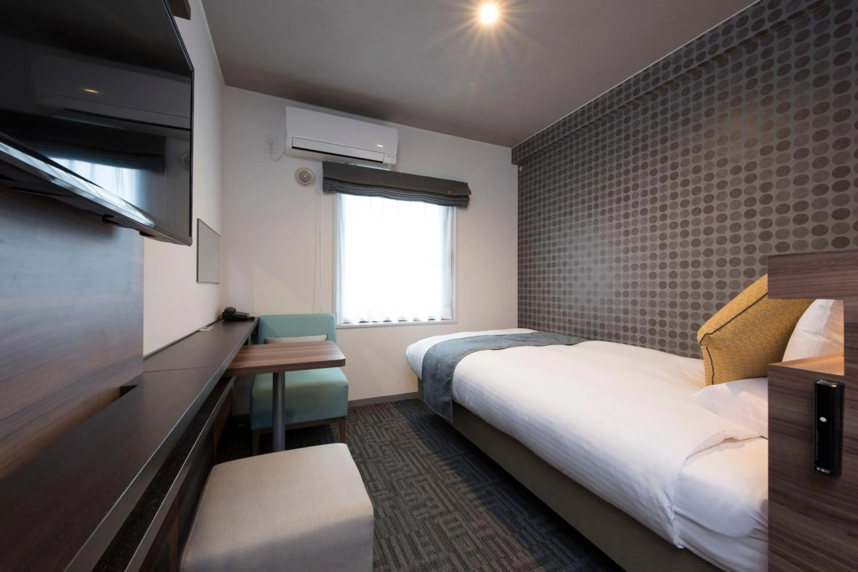 Bed in HOTEL MYSTAYS Gotanda