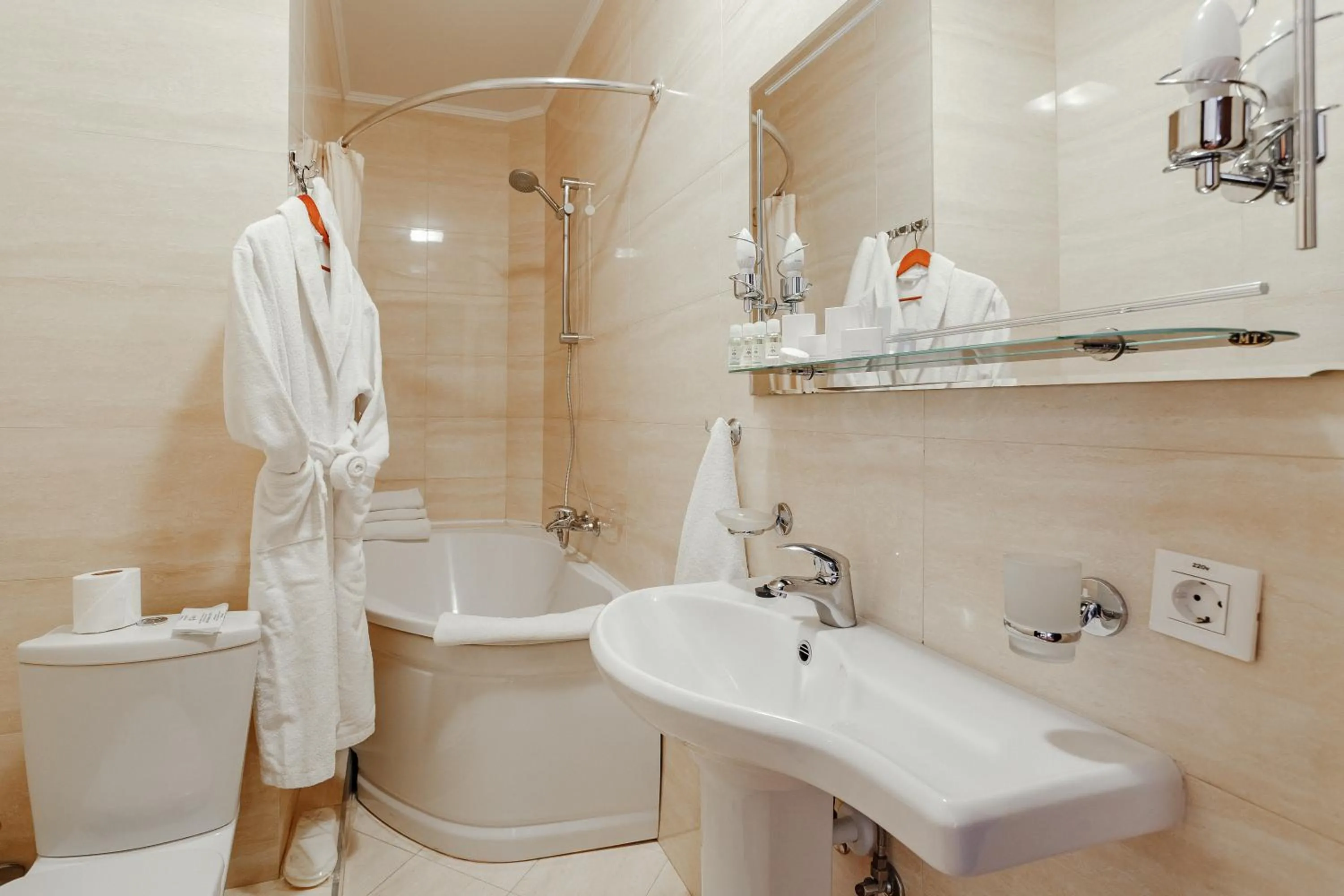 Bathroom in Royal Street Hotel