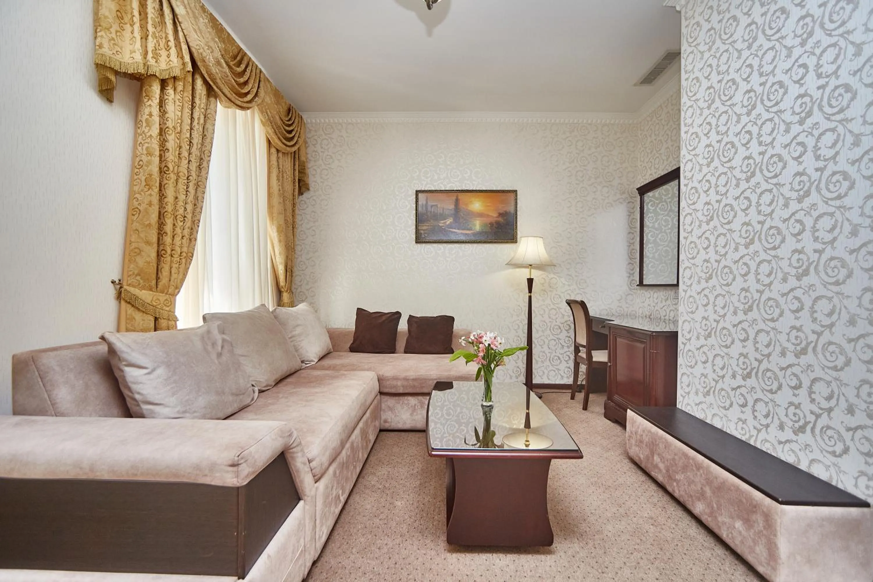 Decorative detail in Royal Street Hotel