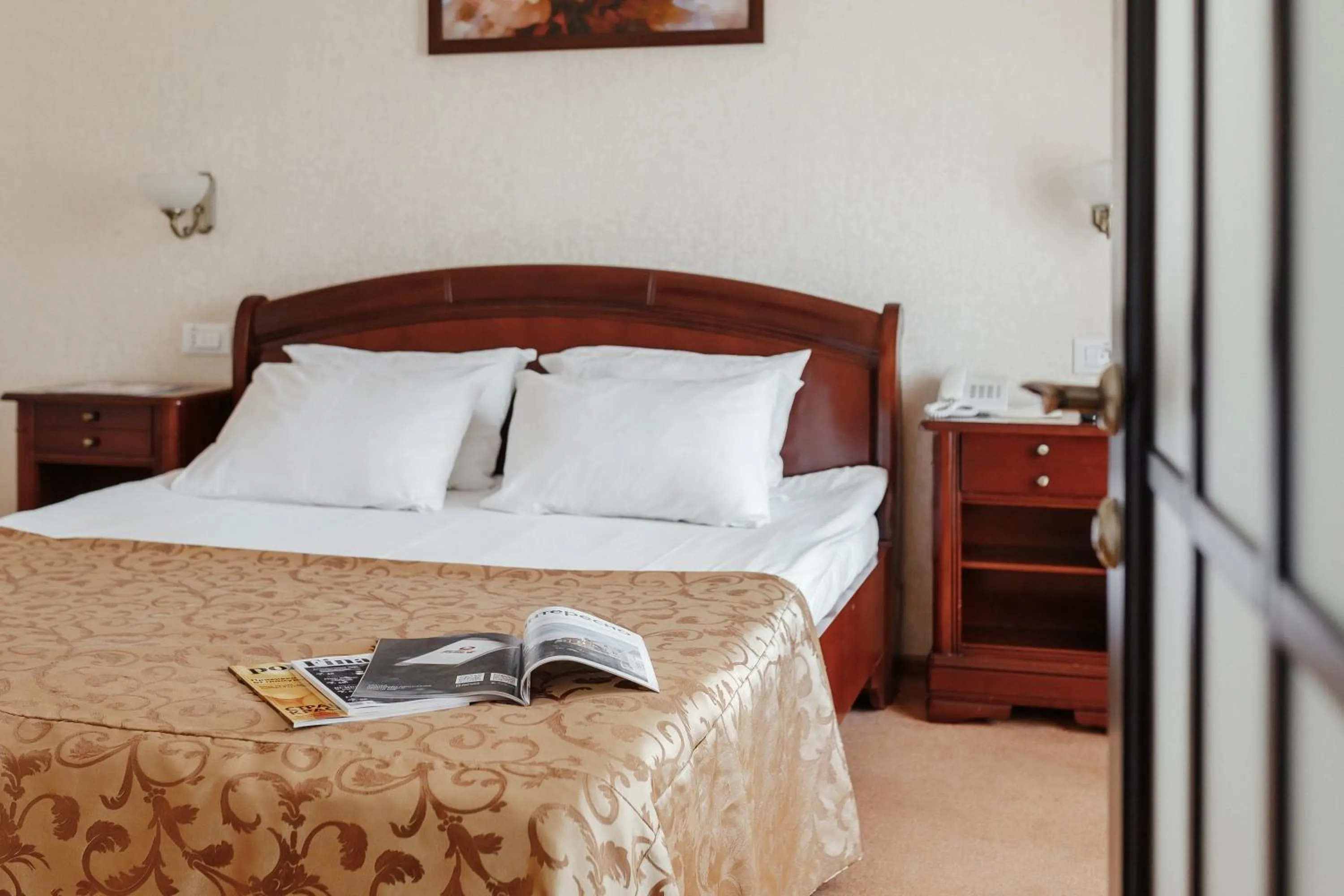 Bed in Royal Street Hotel