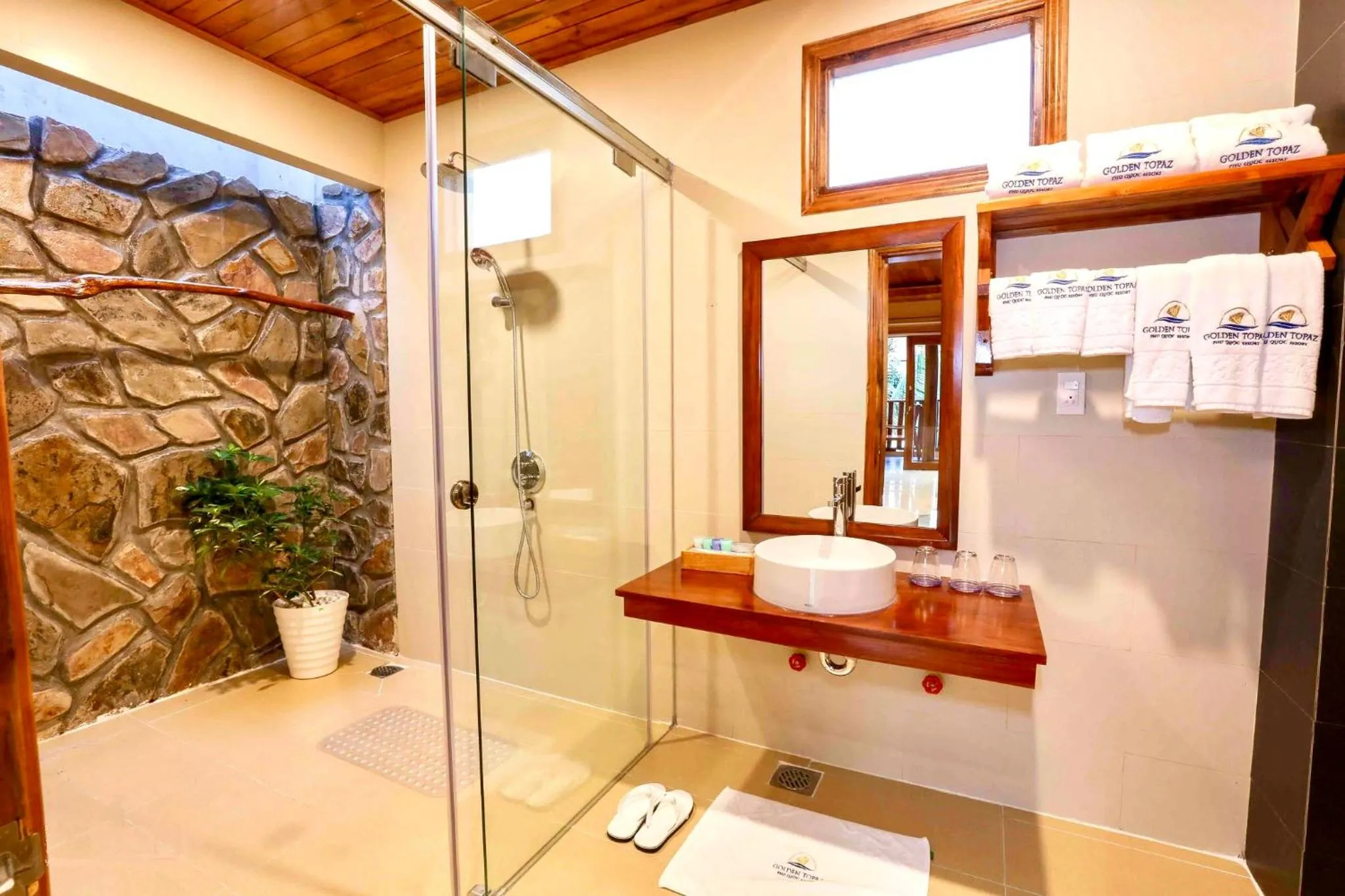 Bathroom in Golden Topaz Phu Quoc Resort