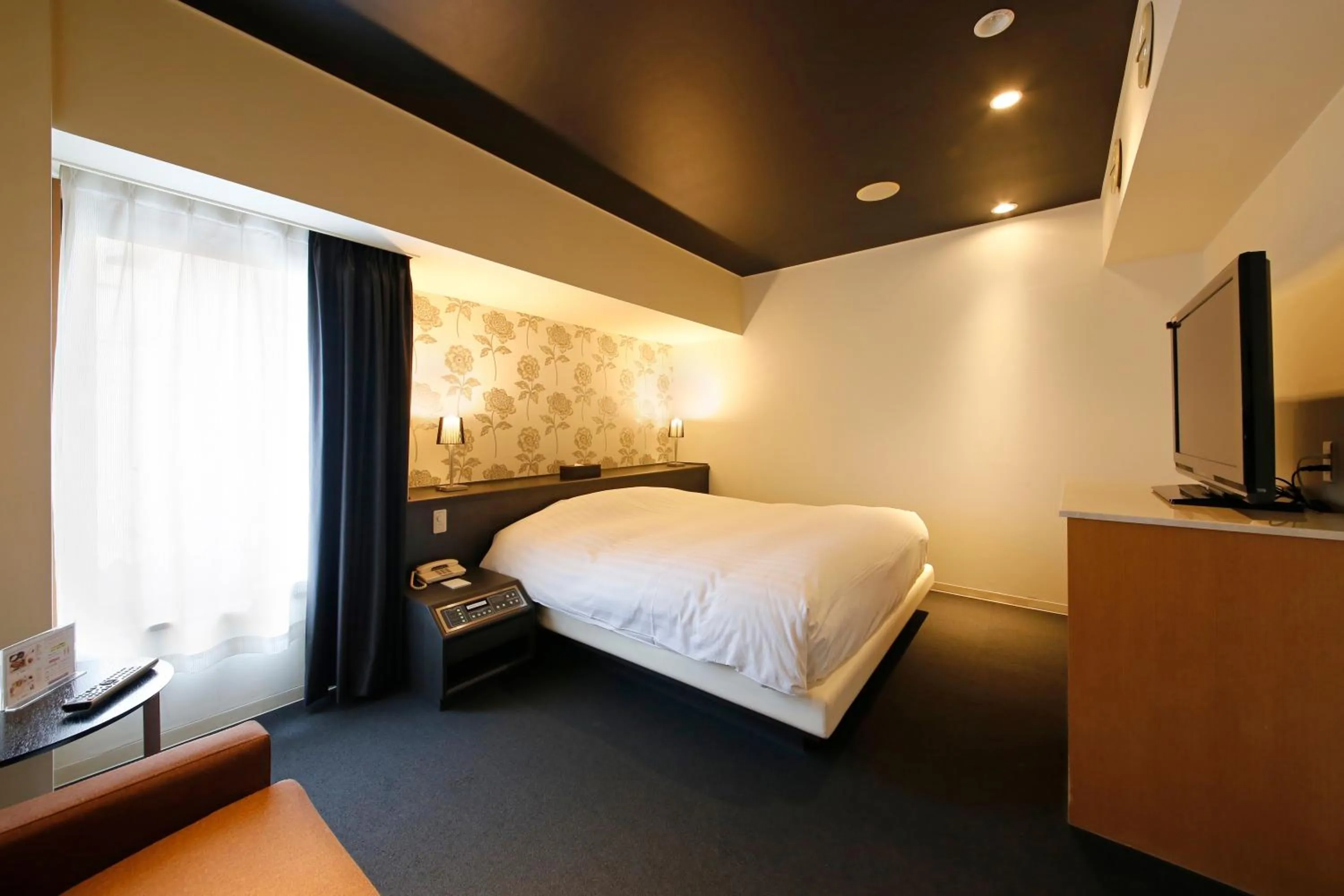 Photo of the whole room in Hotel Annex