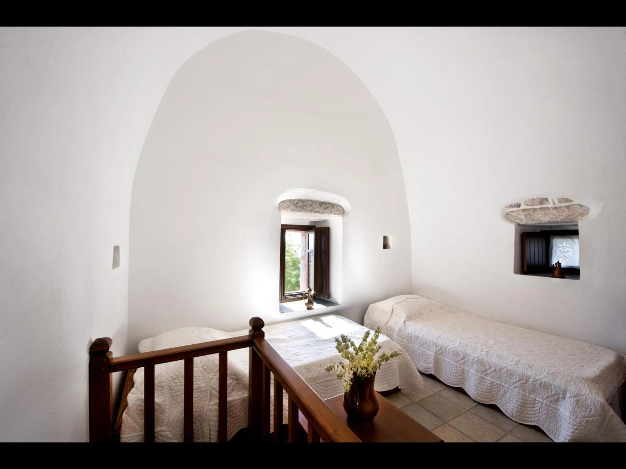 Bed in Arapakis Historic Castle