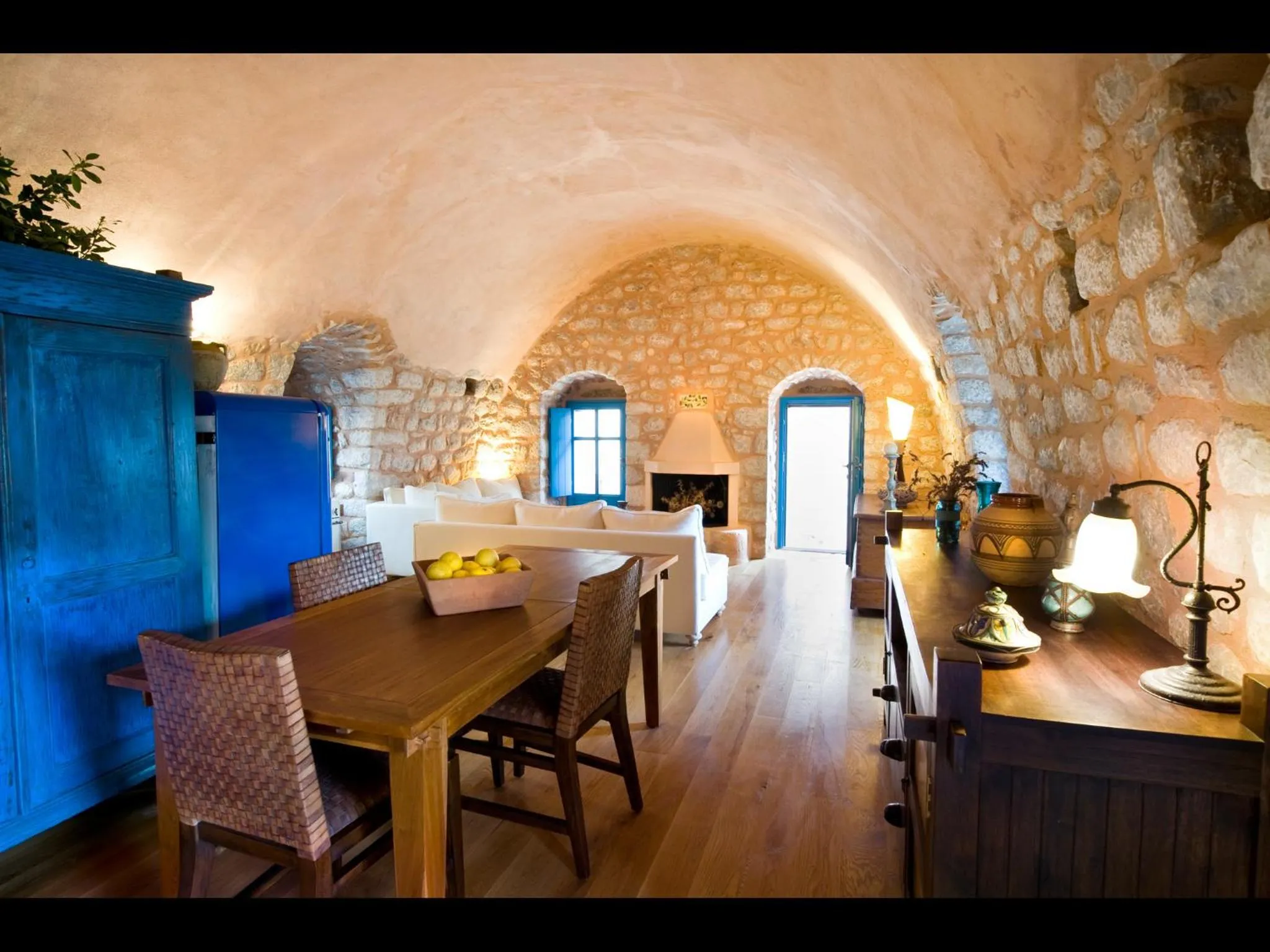 Photo of the whole room in Arapakis Historic Castle