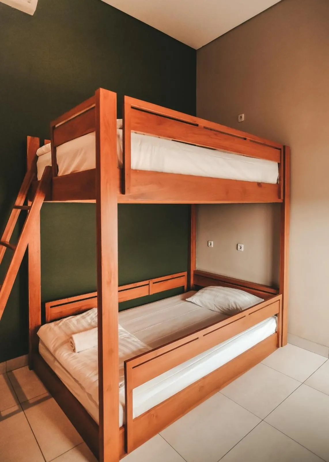 Bed in Escape Bajo