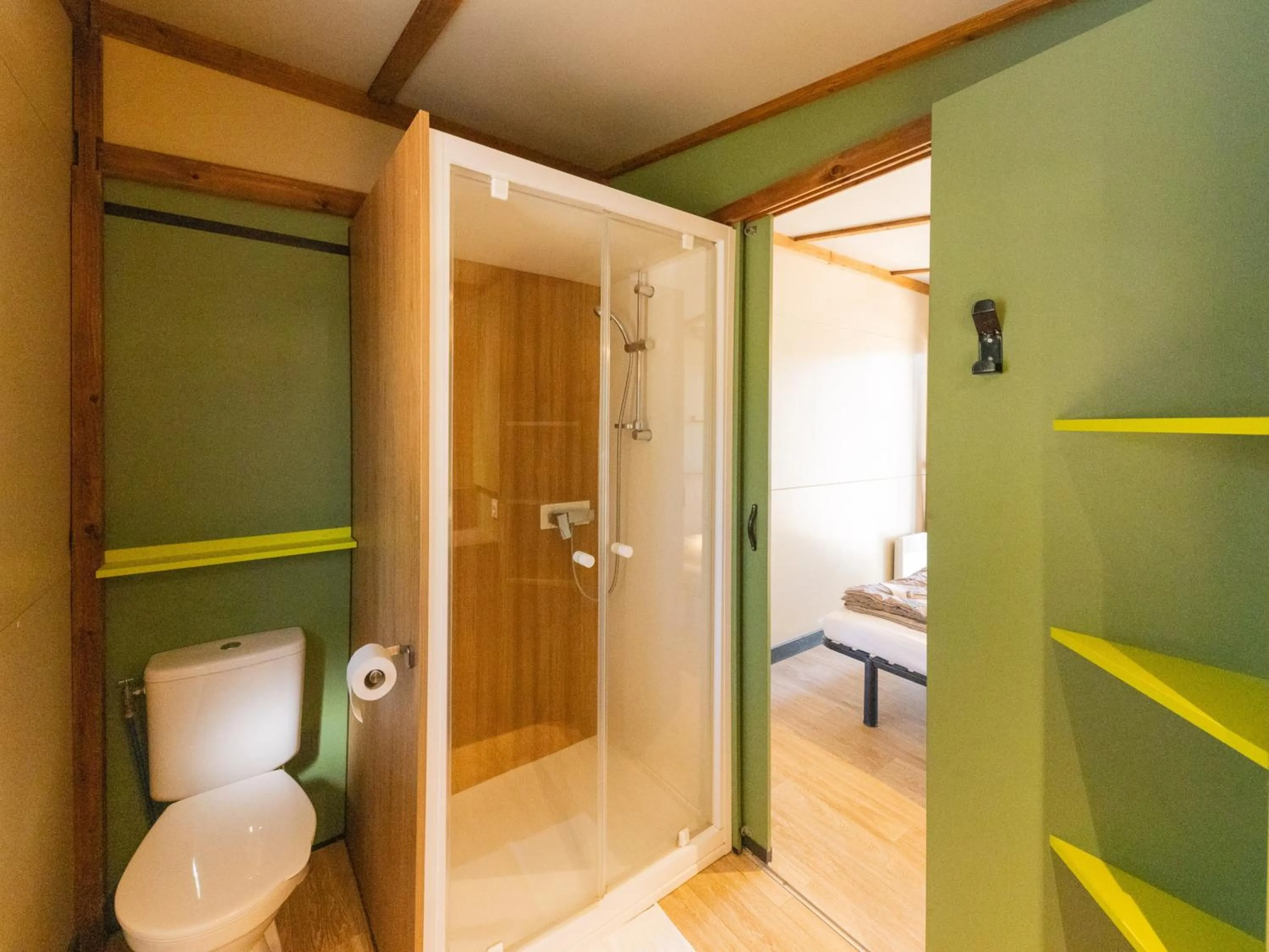 Shower in Vigna Maggiore