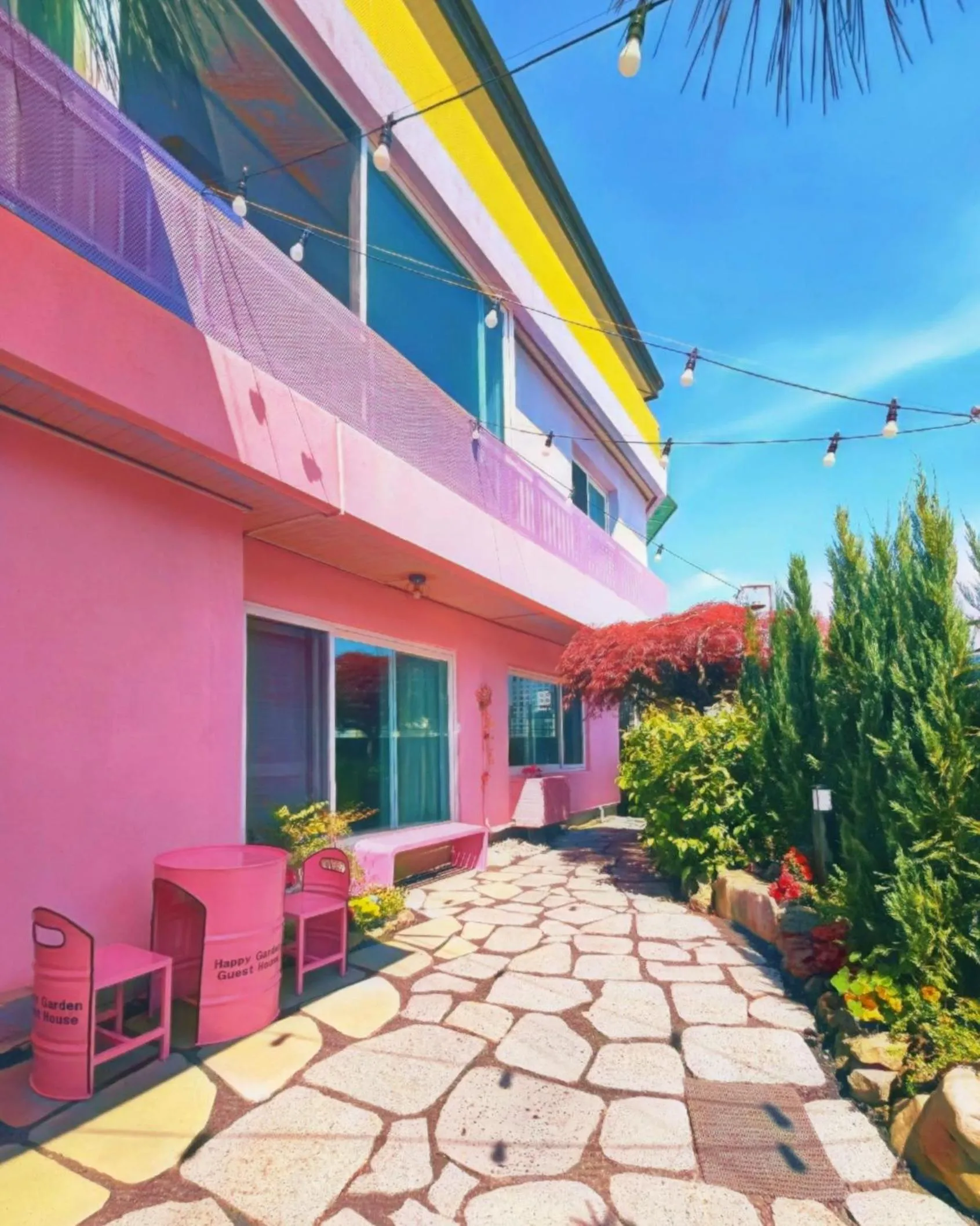 Property building in Happy Garden Guesthouse
