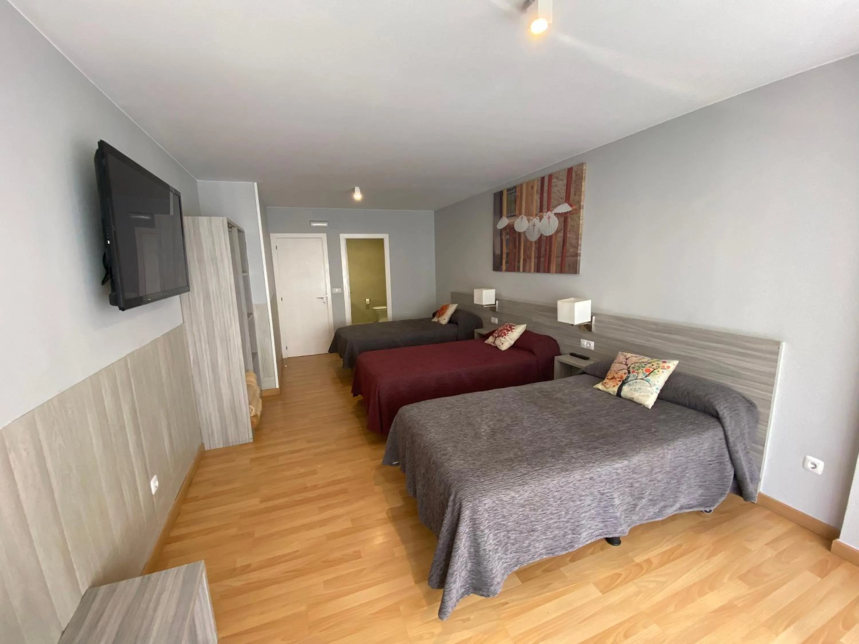 Bedroom, Bed in dpCristal