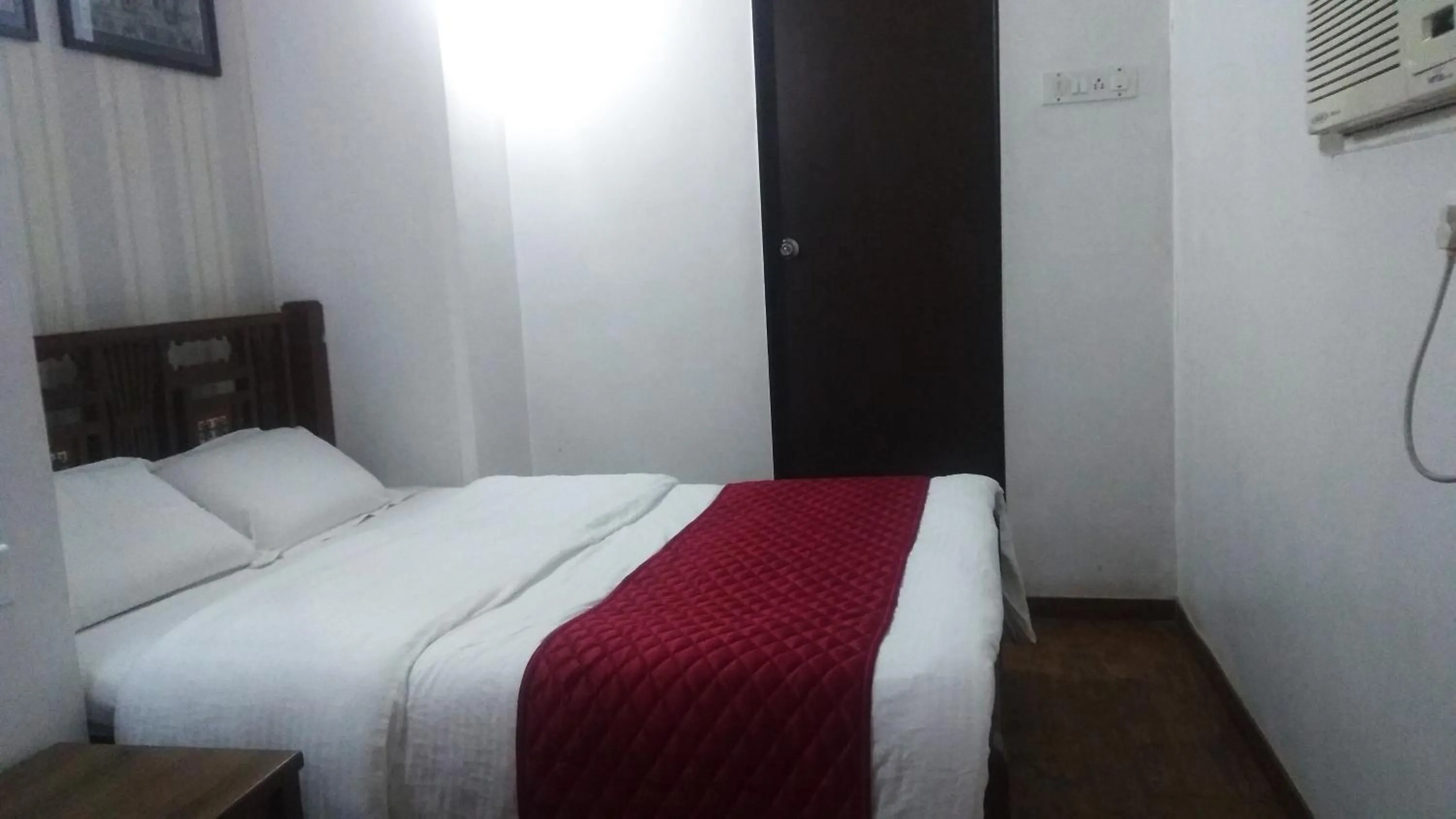 Bed in Carlton Hotel Mumbai - Behind Taj Mahal Palace Colaba Mumbai