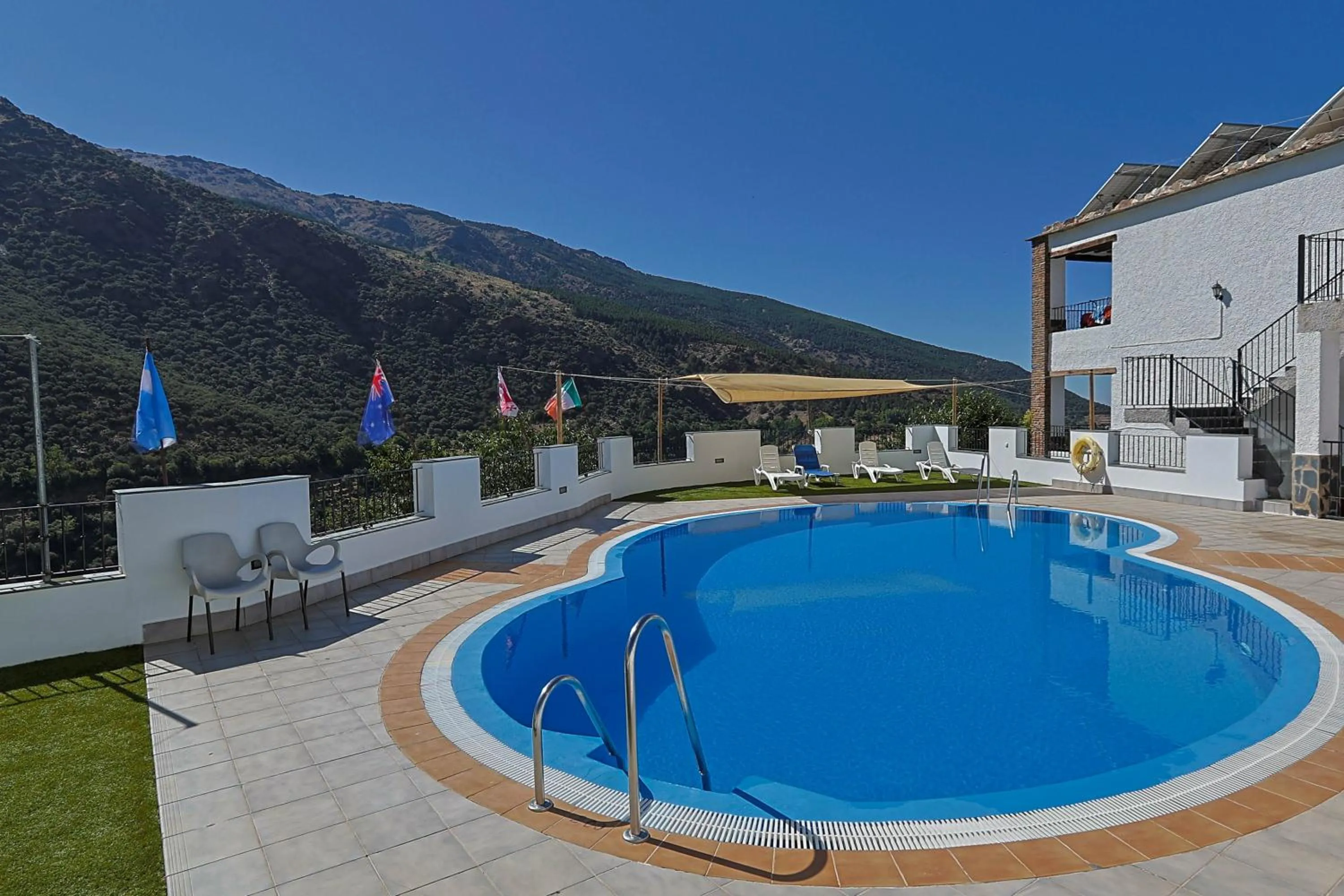 Swimming pool in Hotel La Fragua II