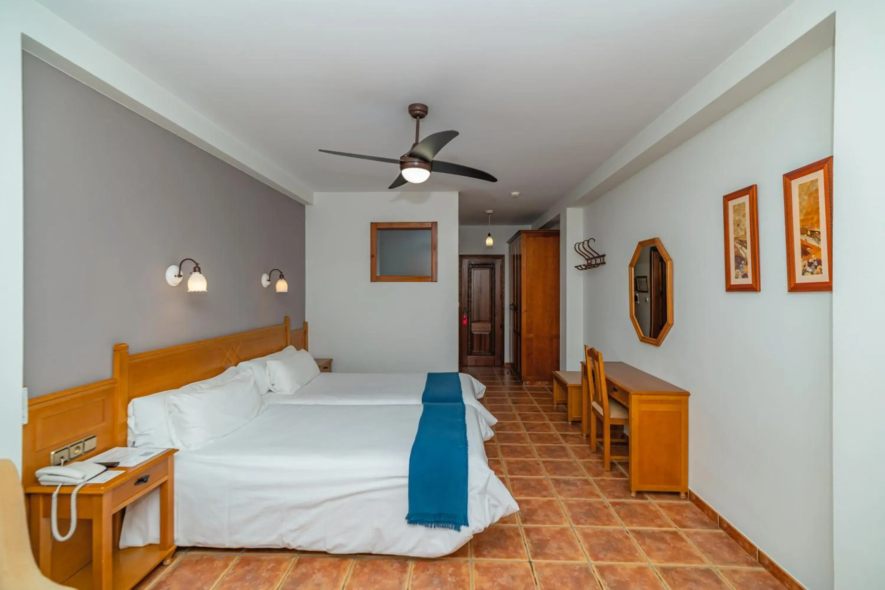 Twin Room with Mountain View in Hotel La Fragua II Twin Room with Mountain View in Hotel La Fragua II