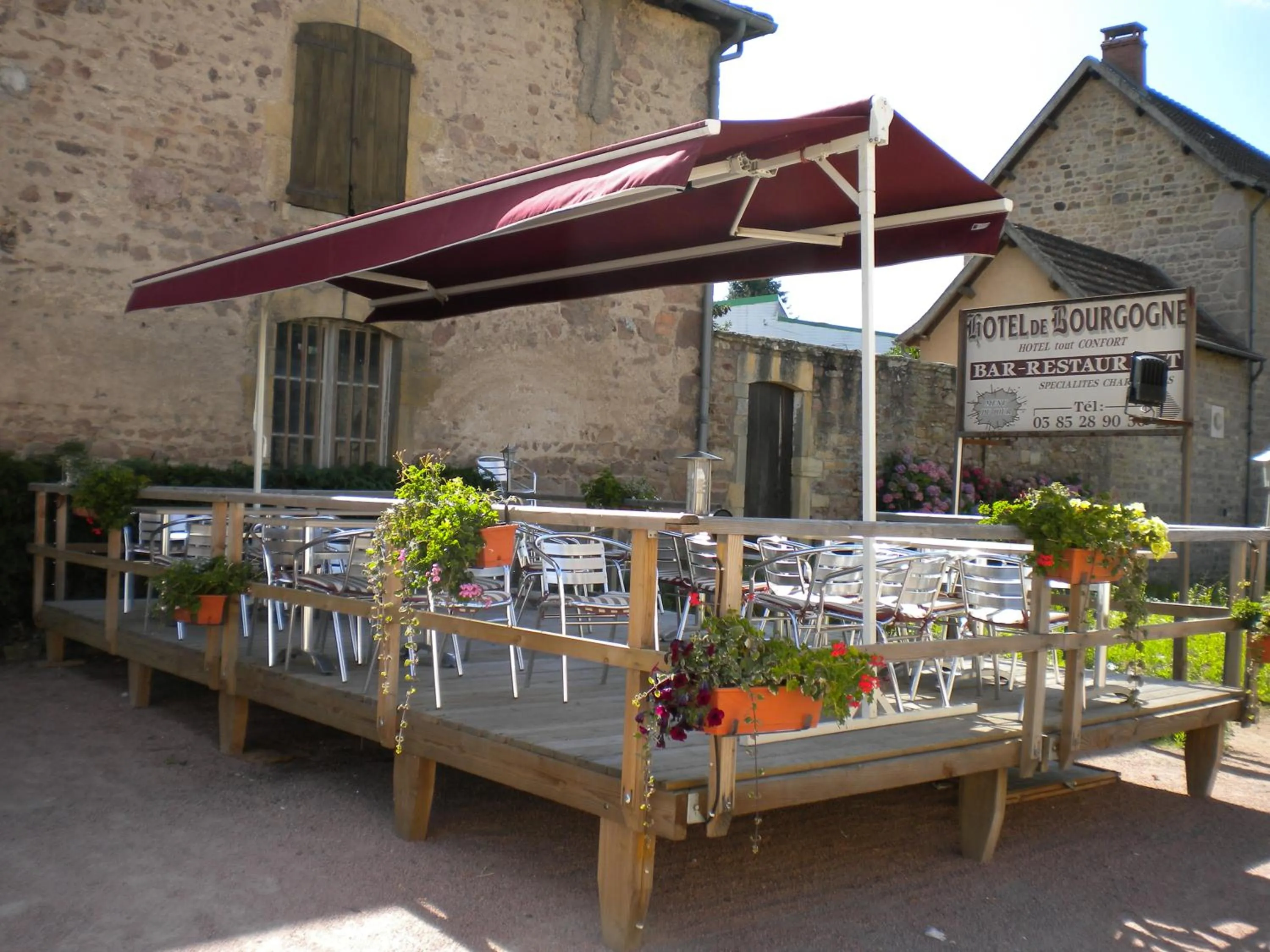 Property building in Hôtel de Bourgogne