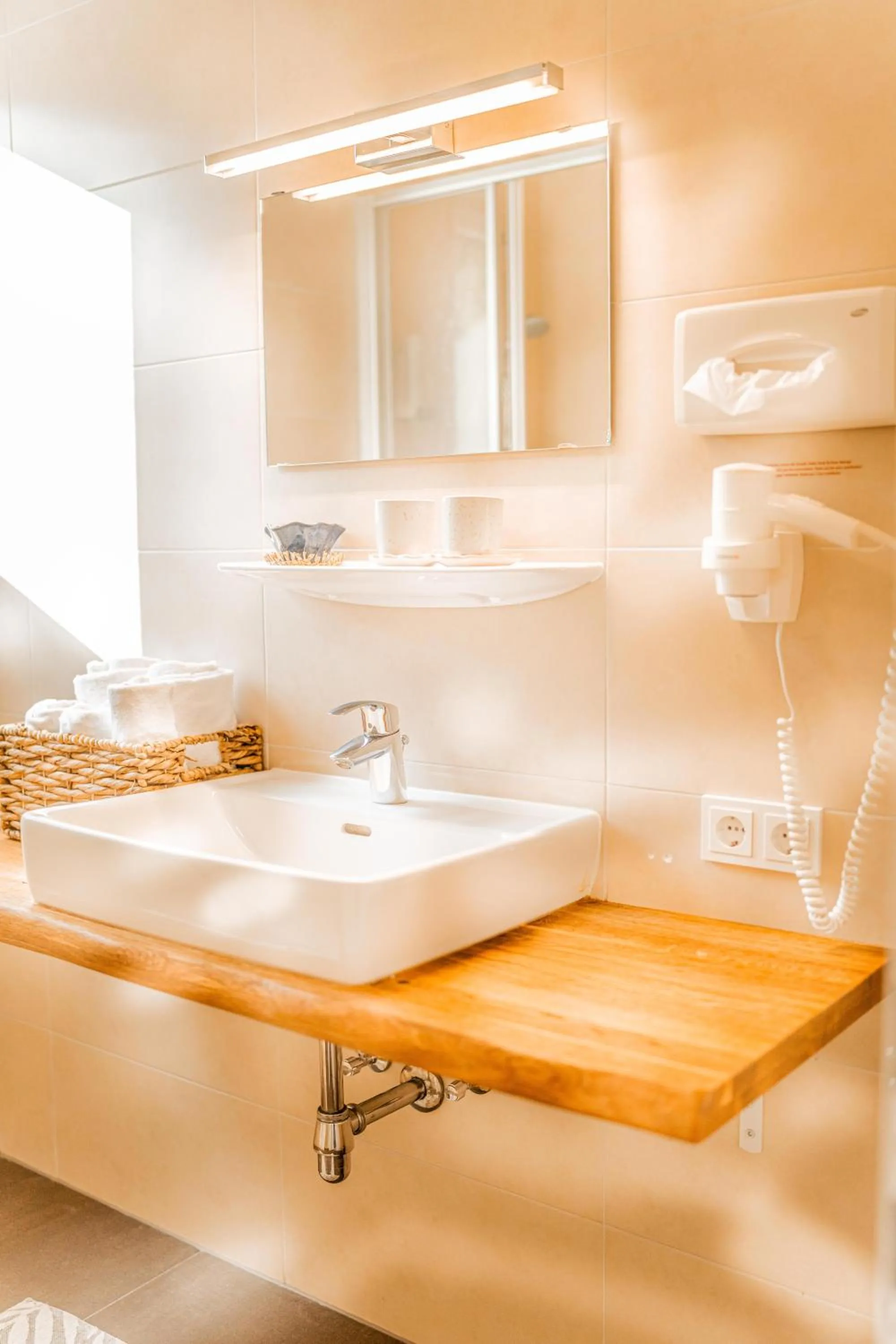 Bathroom in Strandhotel Kärntnerhof