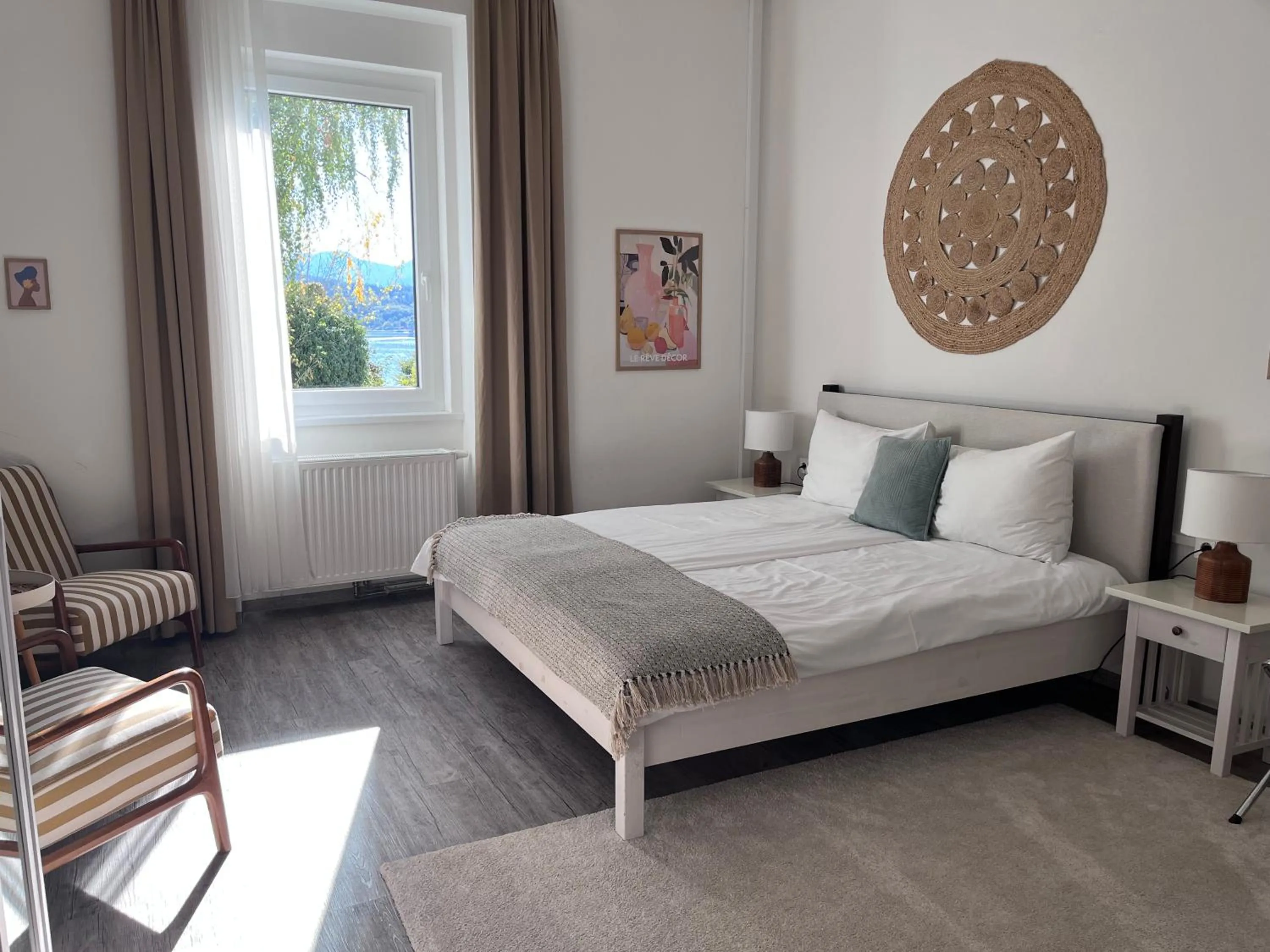 Bed in Strandhotel Kärntnerhof