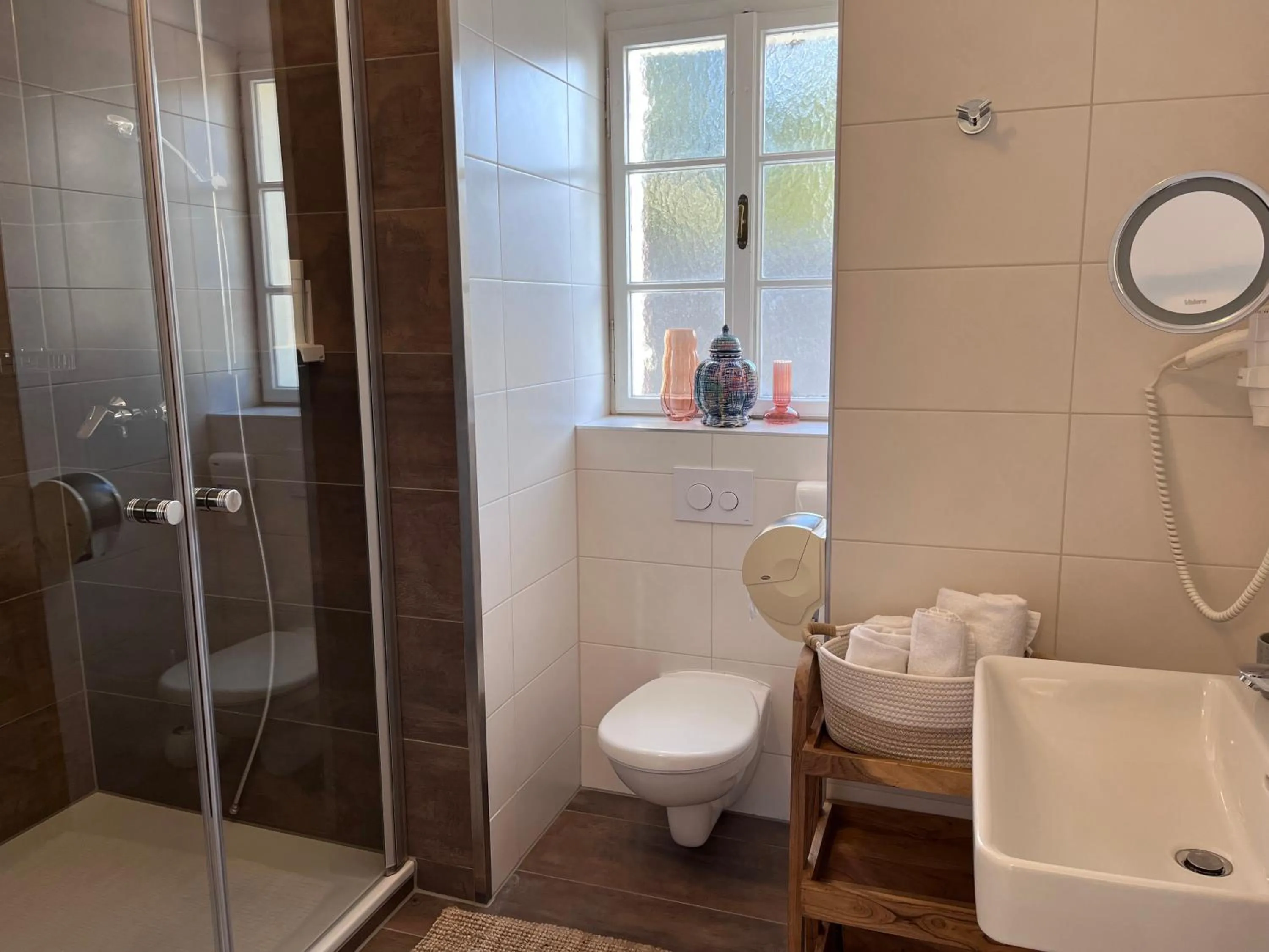 Standard Double Room with Lake View in Strandhotel Kärntnerhof