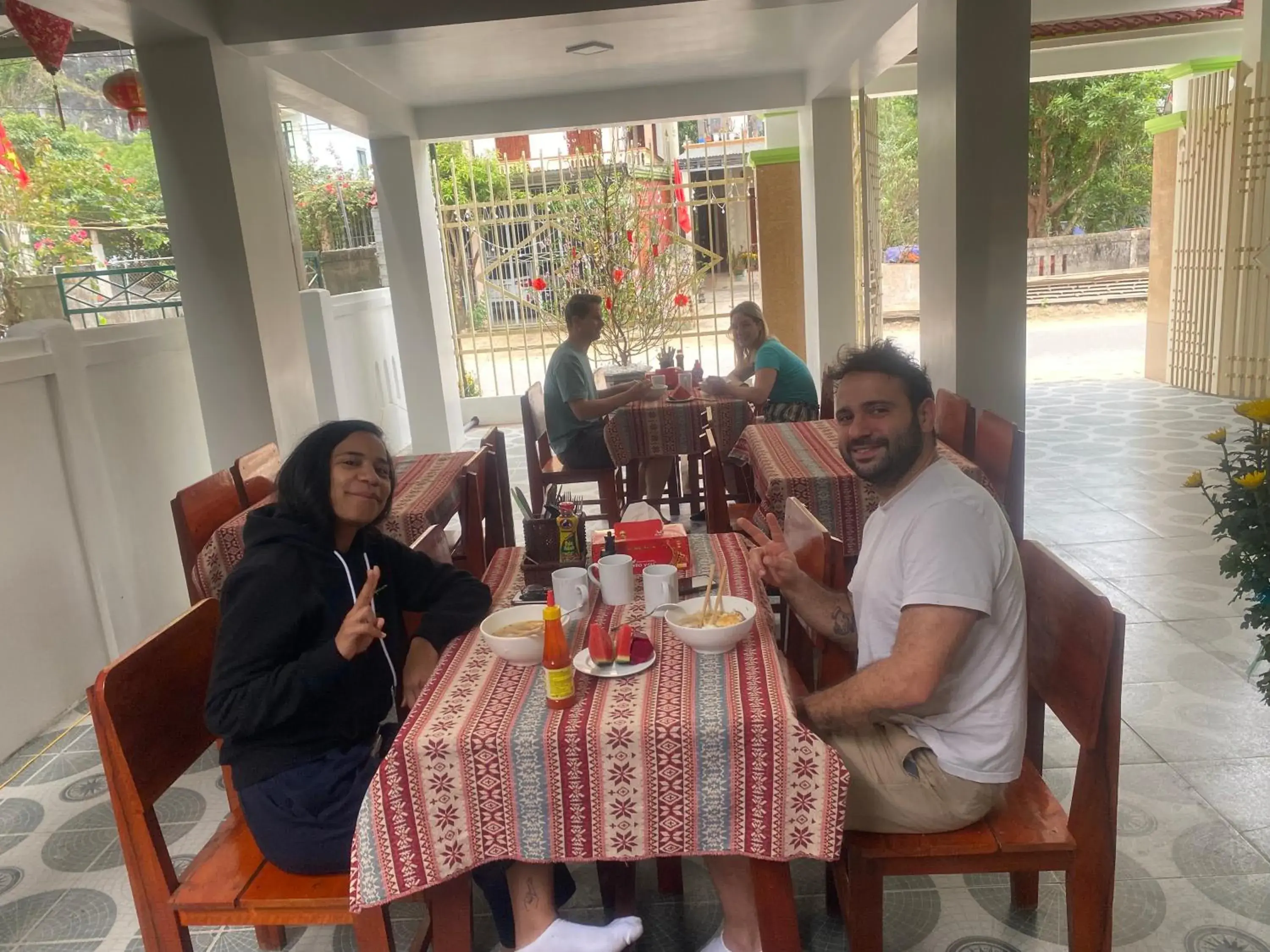 Deluxe Queen Room - single occupancy in Phong Nha - Tien's Cozy Homestay Deluxe Queen Room - single occupancy in Phong Nha - Tien's Cozy Homestay