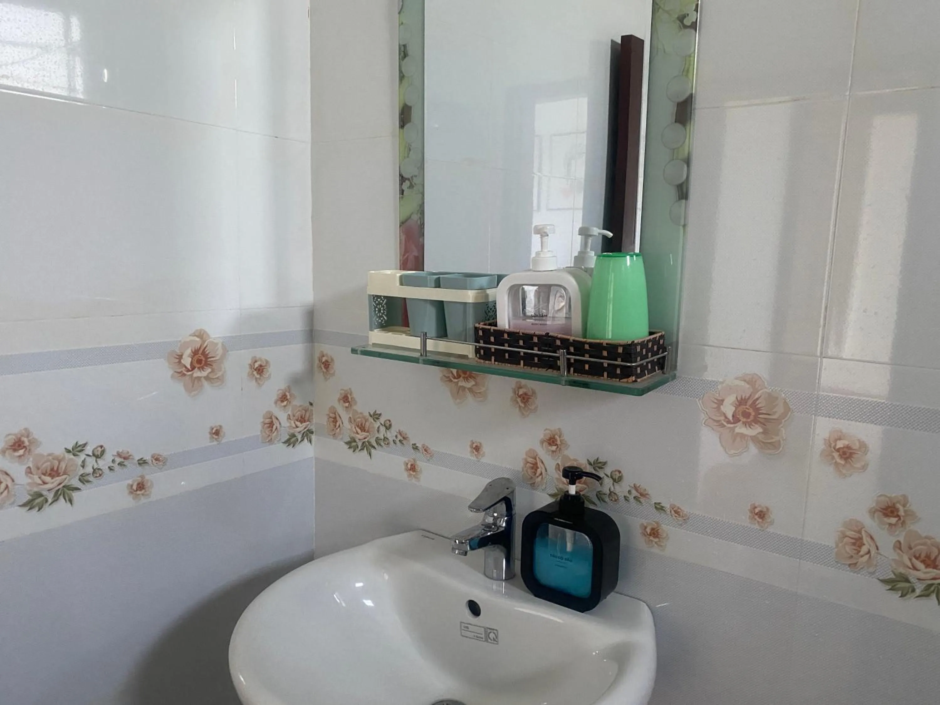 Shower in Phong Nha - Tien's Cozy Homestay