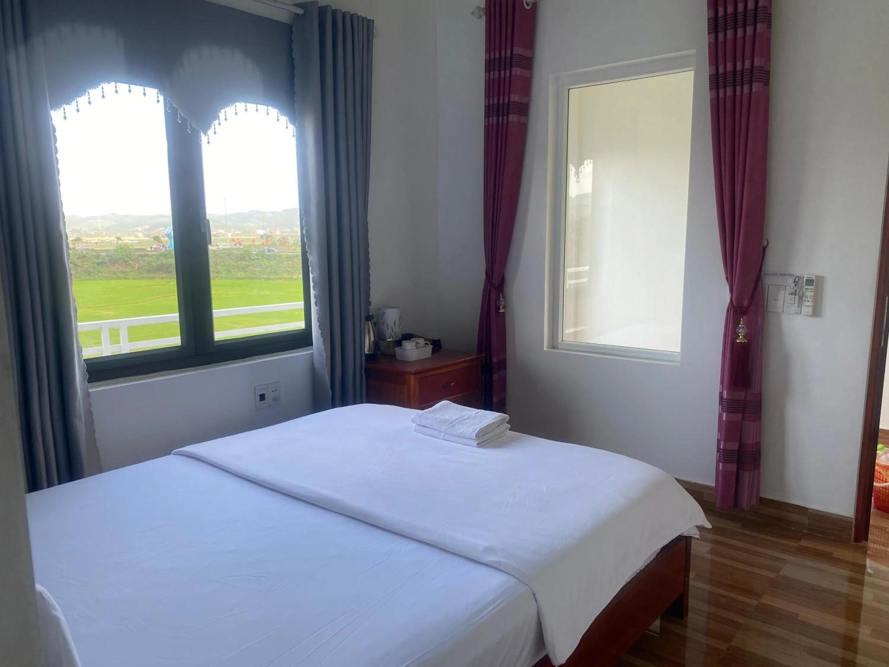 View (from property/room), Bed in Phong Nha - Tien's Cozy Homestay