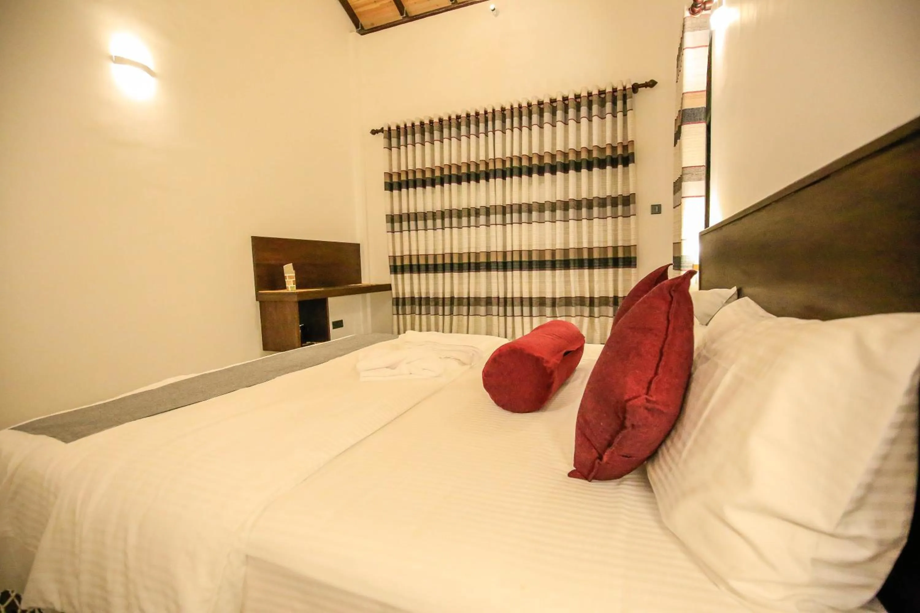 Spring, Bed in Amazing Villa