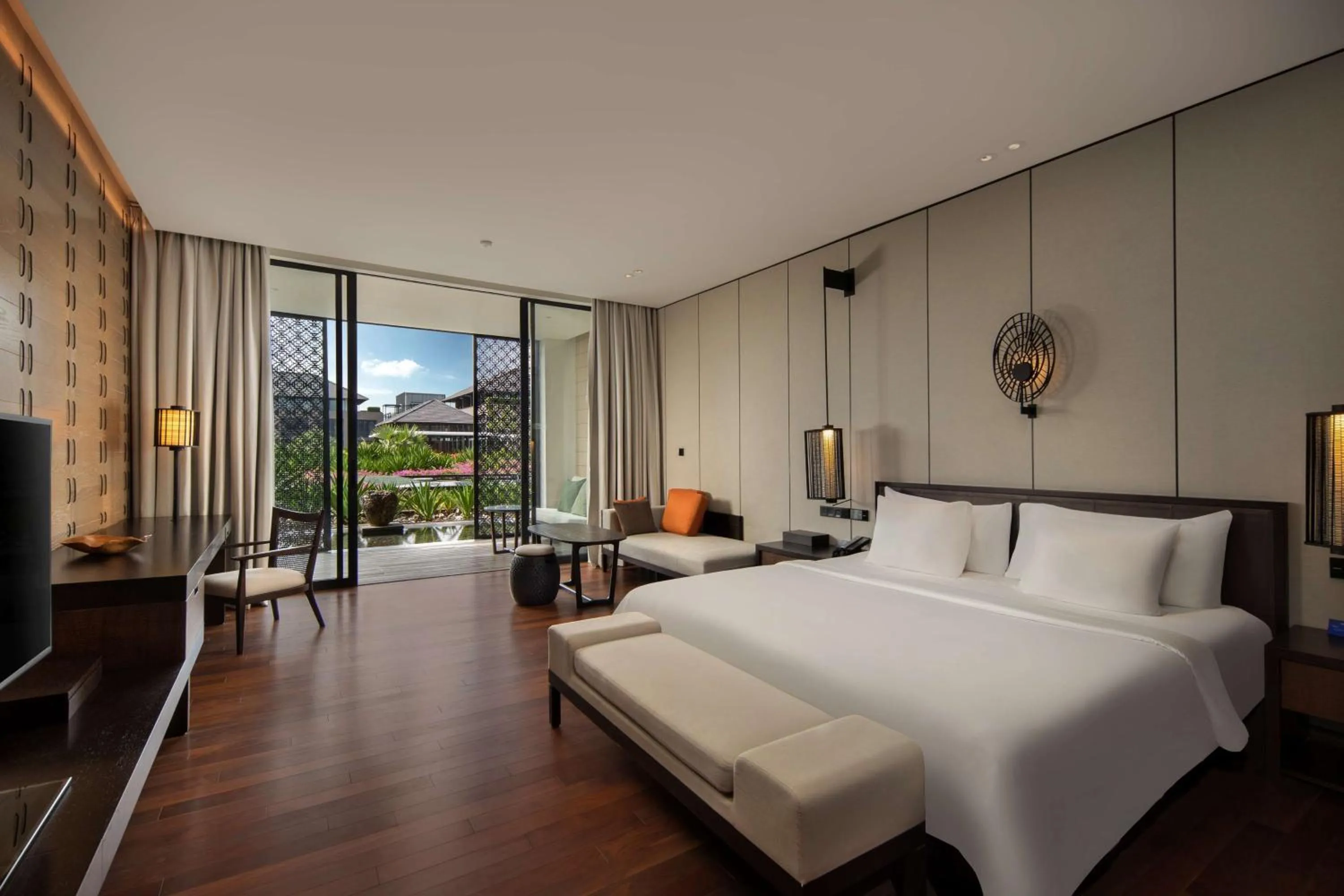 Bedroom, Bed in Radisson Blu Bali Uluwatu