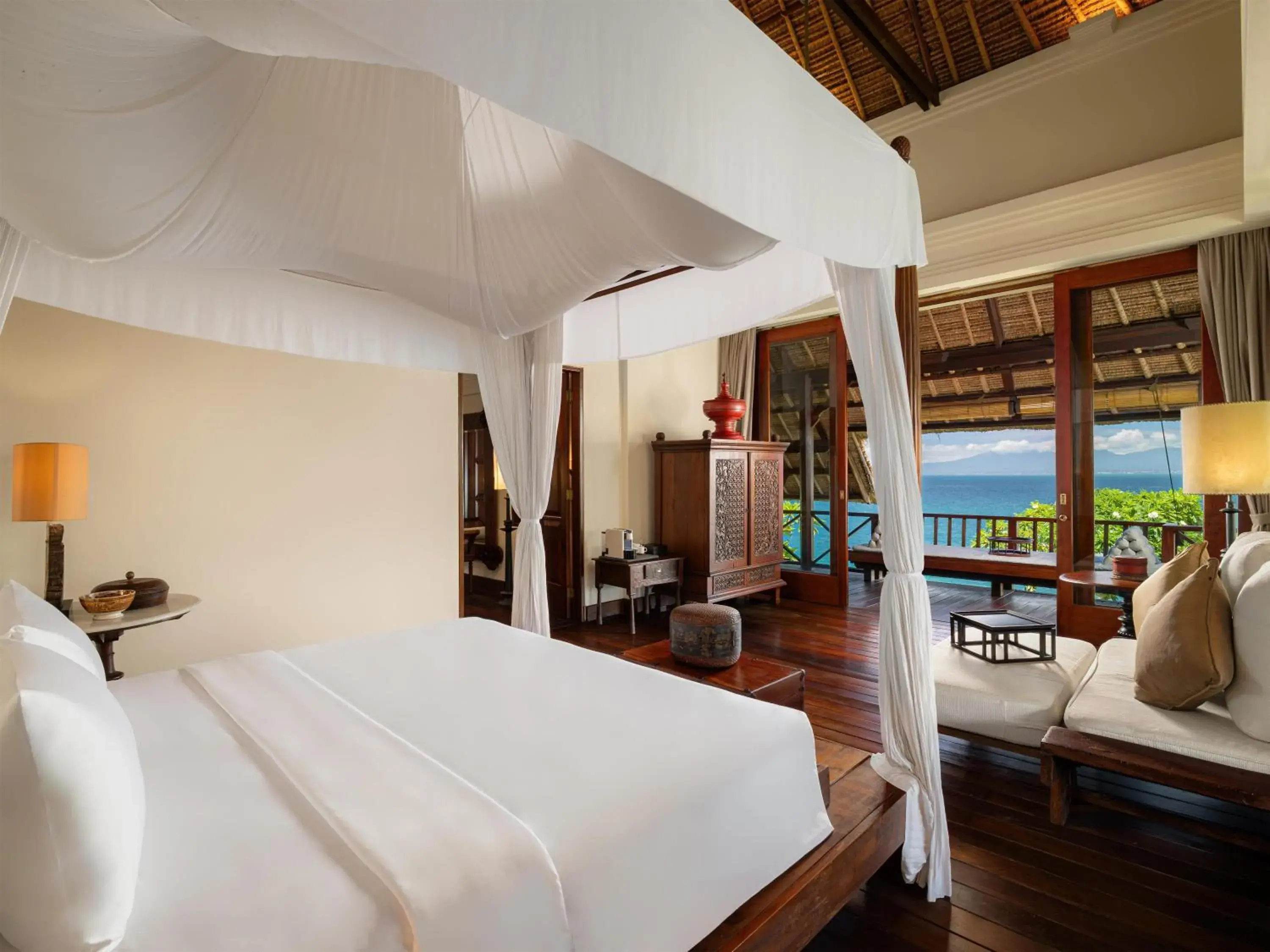 Photo of the whole room, Bed in Radisson Blu Bali Uluwatu Photo of the whole room, Bed in Radisson Blu Bali Uluwatu