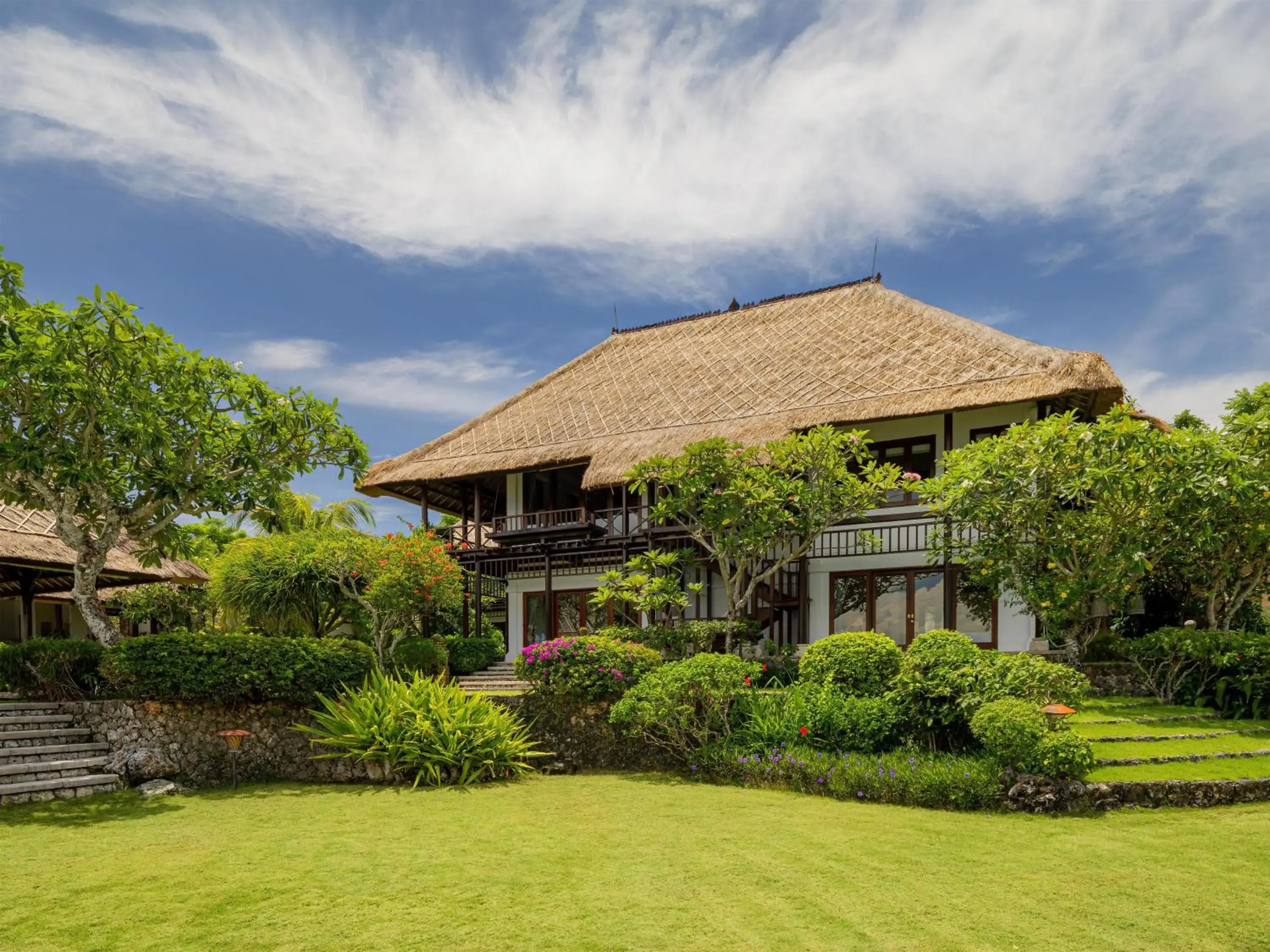 Bedroom in Radisson Blu Bali Uluwatu Bedroom in Radisson Blu Bali Uluwatu