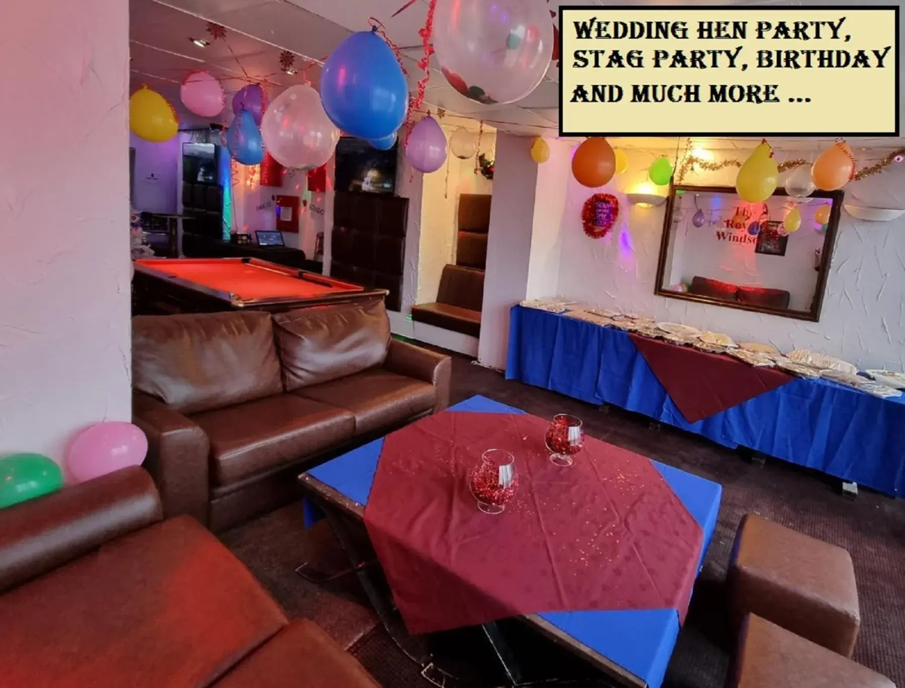 Lounge or bar in The Royal Windsor Hotel Lounge or bar in The Royal Windsor Hotel