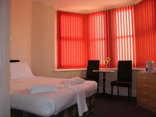 Bedroom, Bed in The Royal Windsor Hotel