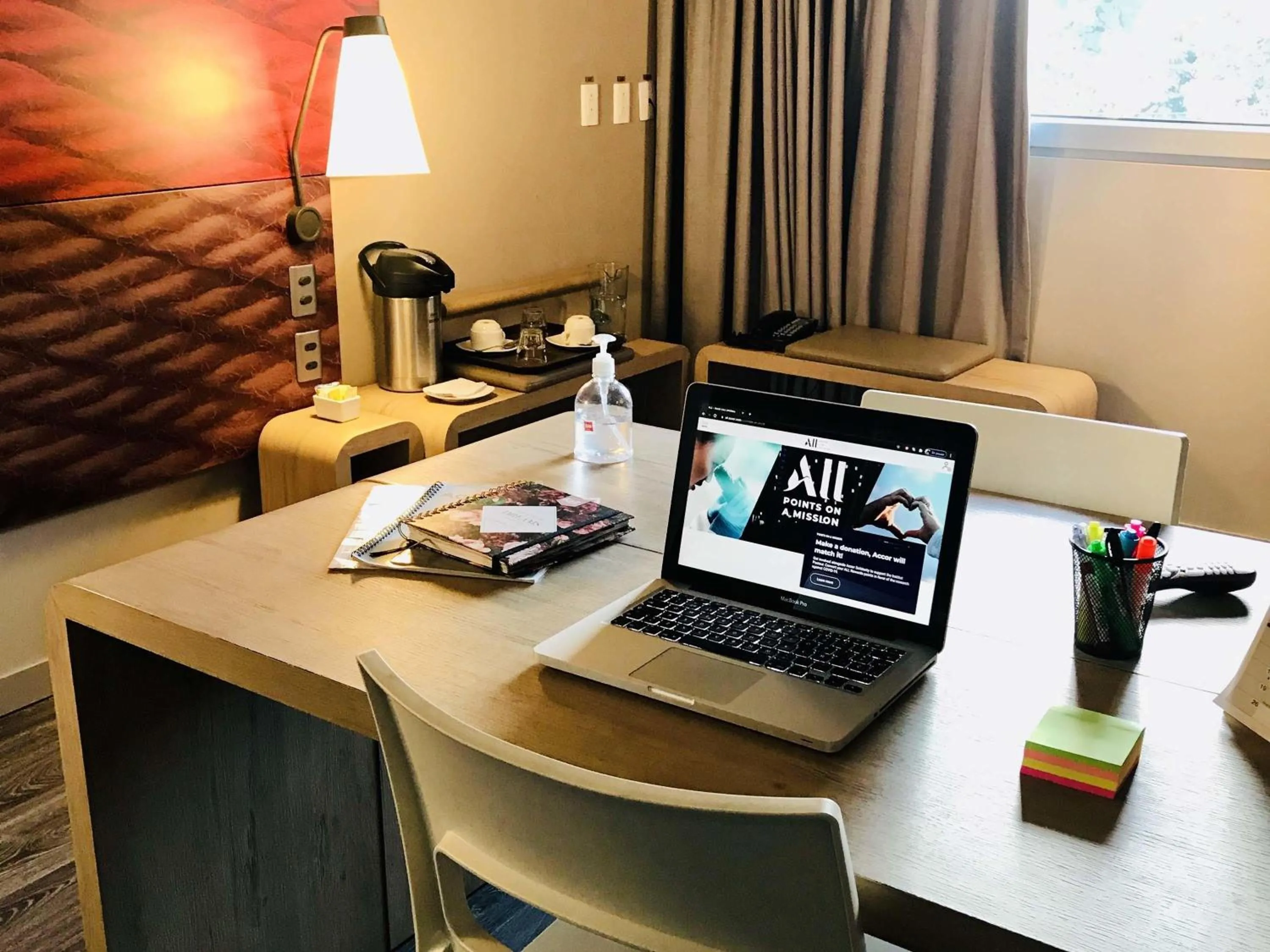 Bedroom in Hotel Ibis Cali Granada