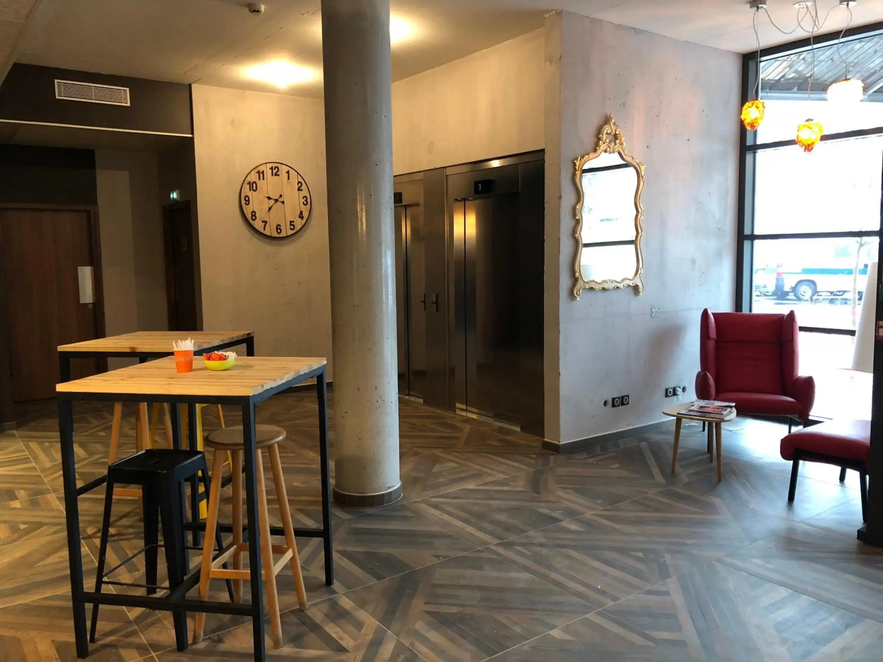 Lobby or reception in Ibis Budget Annecy sud-Poisy Lobby or reception in Ibis Budget Annecy sud-Poisy