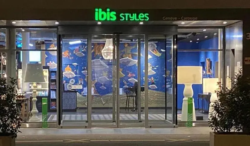 Facade/entrance in ibis Styles Genève Carouge Facade/entrance in ibis Styles Genève Carouge