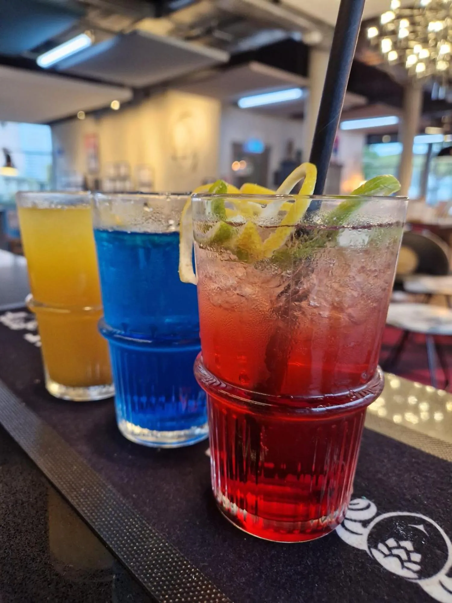 Lounge or bar in ibis Styles Genève Carouge