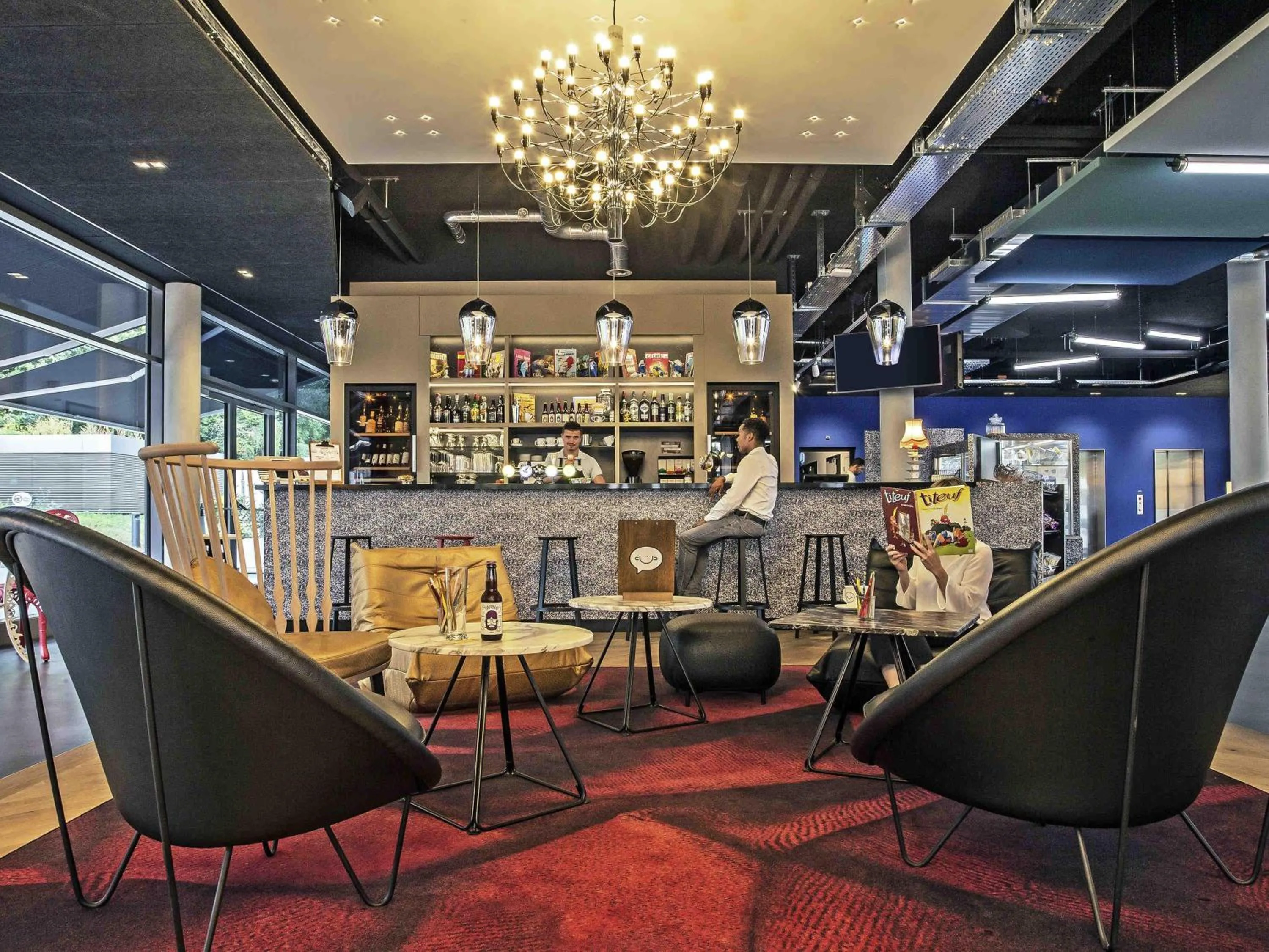 Lounge or bar in ibis Styles Genève Carouge