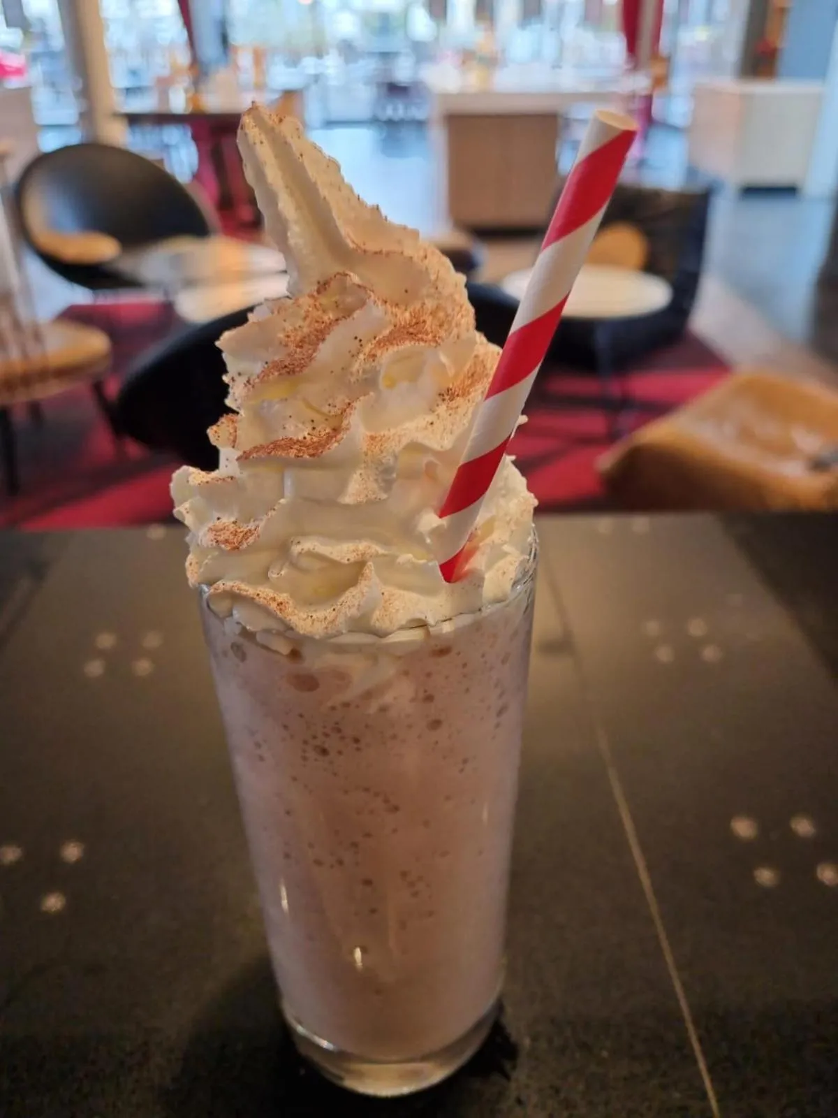 Lounge or bar in ibis Styles Genève Carouge