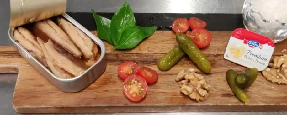 Restaurant/places to eat in ibis Styles Genève Carouge