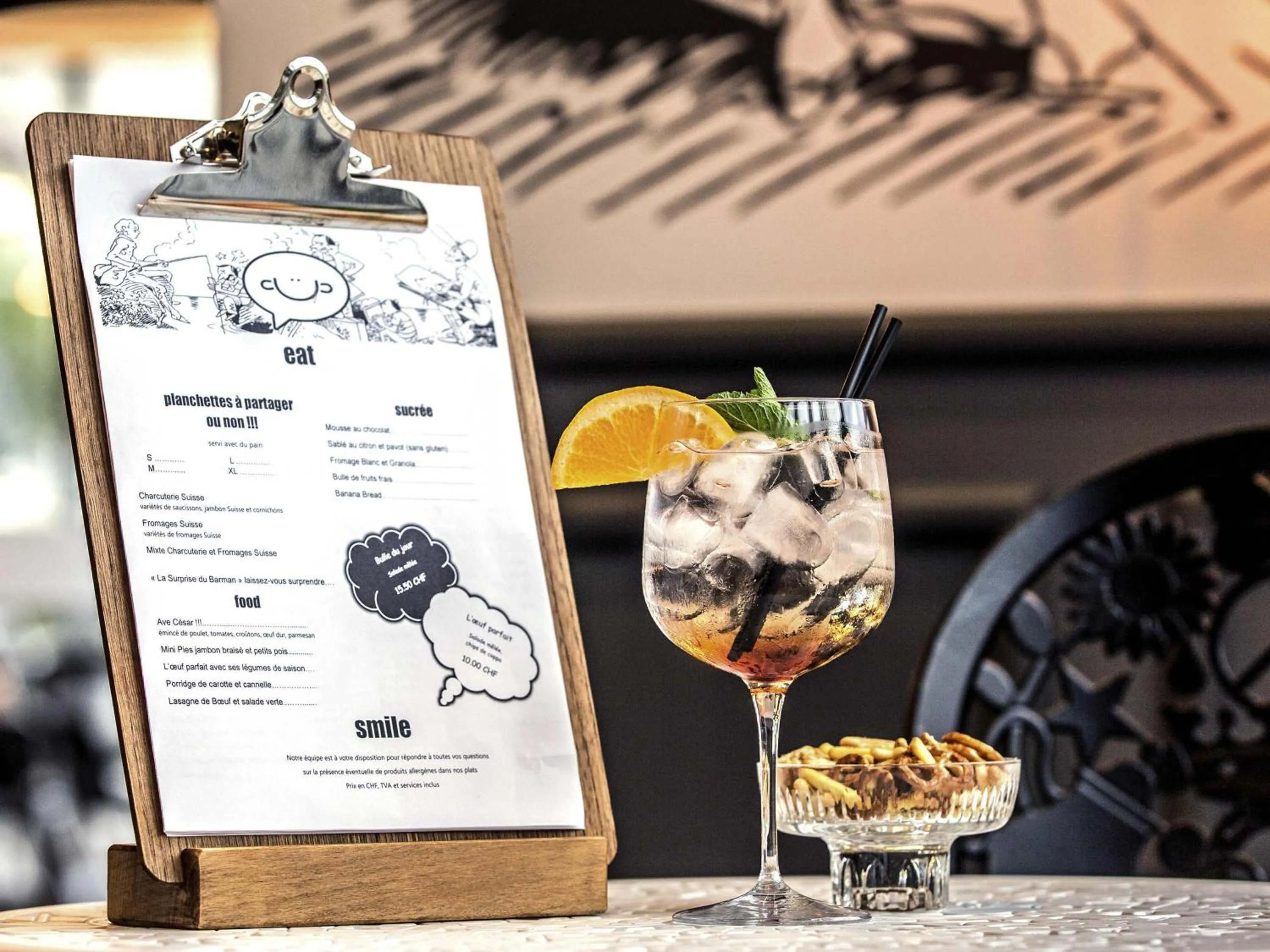 Lounge or bar in ibis Styles Genève Carouge