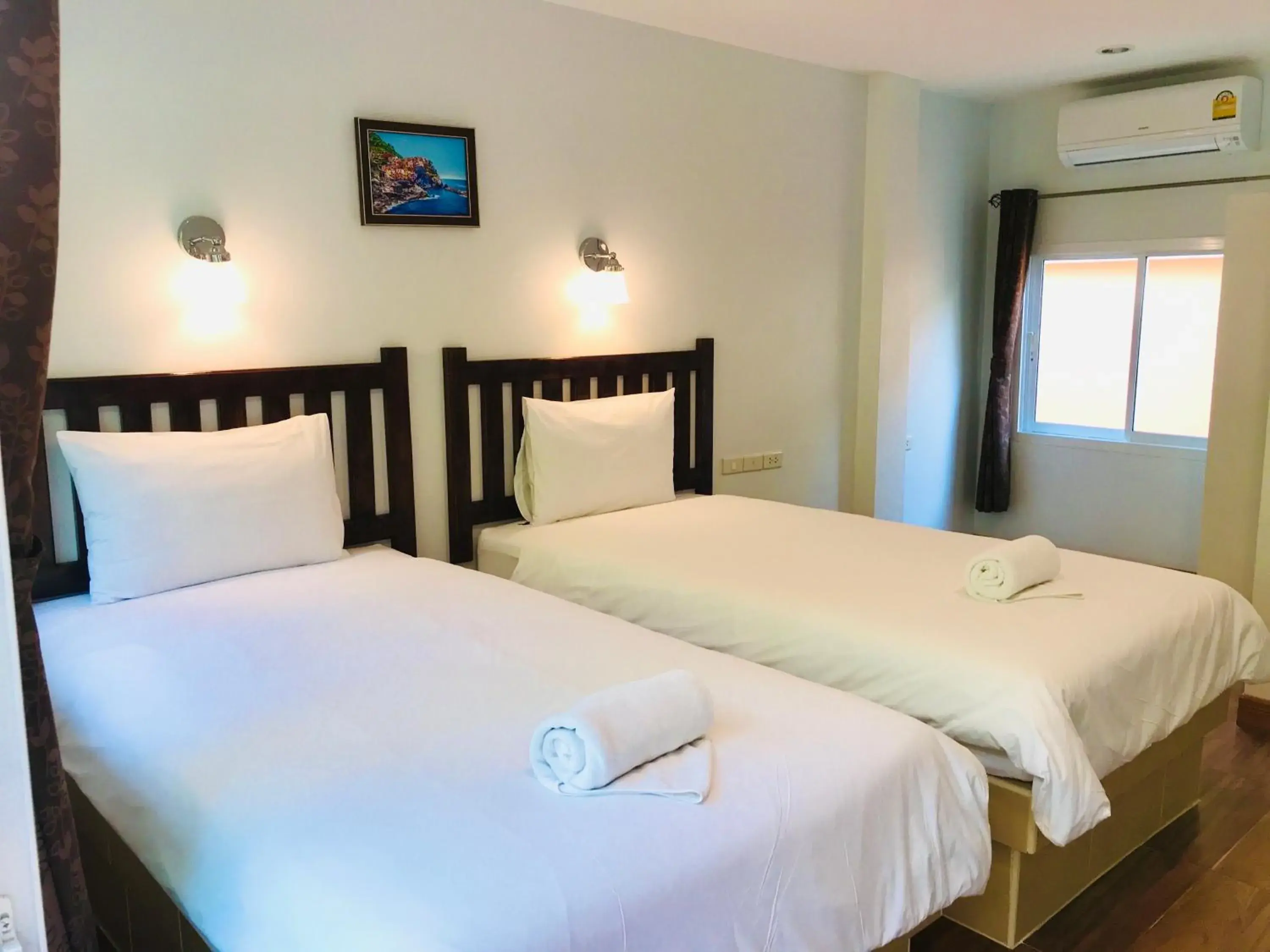 Standard Twin Room in Baan Chang Residence Standard Twin Room in Baan Chang Residence