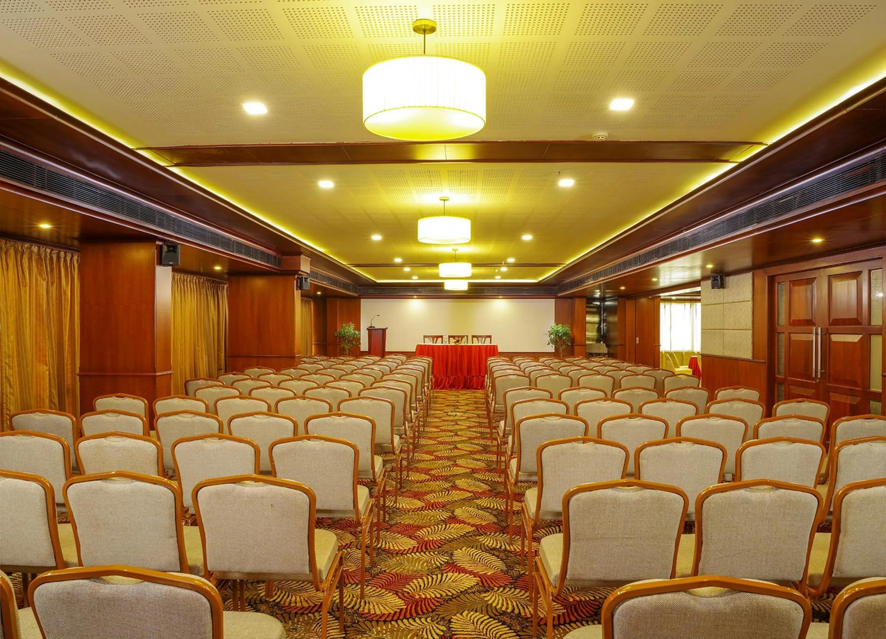 Meeting/conference room in Classic Sarovar Portico Trivandrum