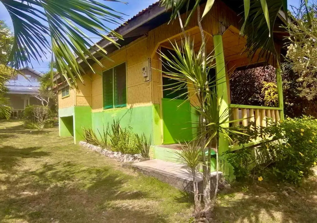 Property building in La Villa Alta