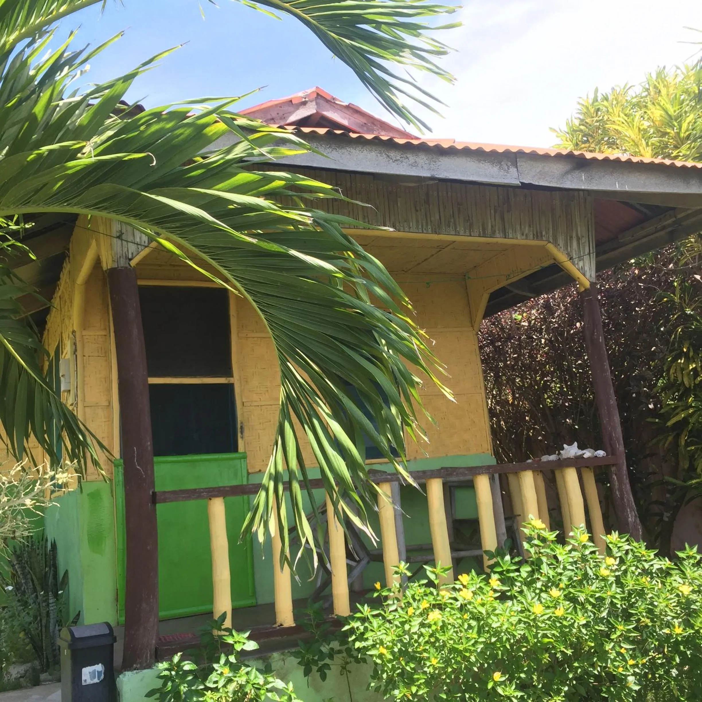 Property building in La Villa Alta