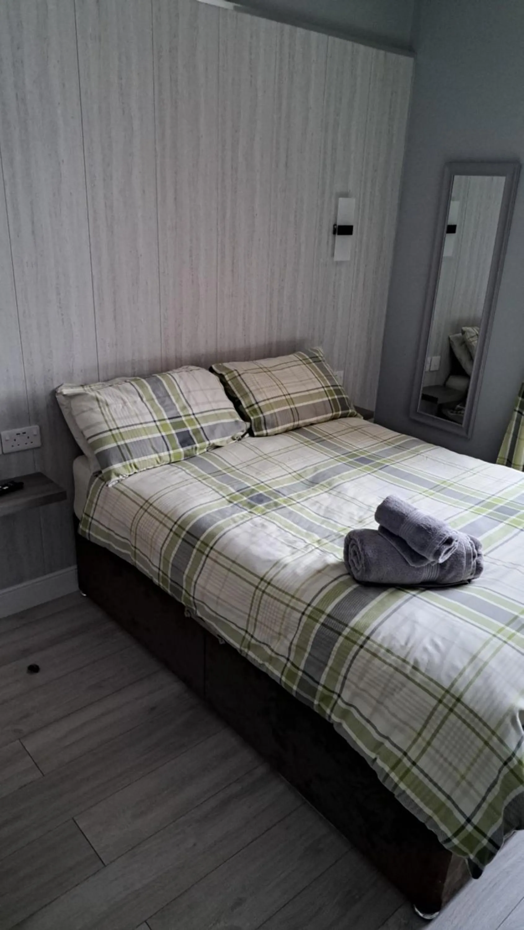 Bed in dalesman hotel
