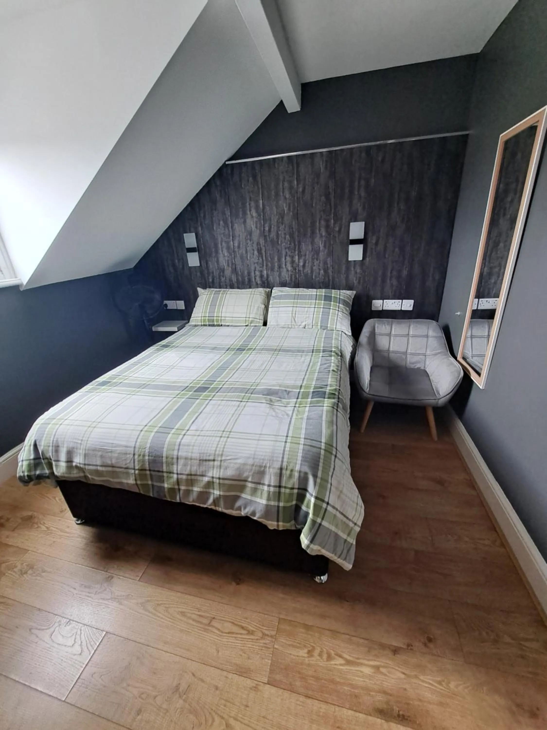 Bed in dalesman hotel