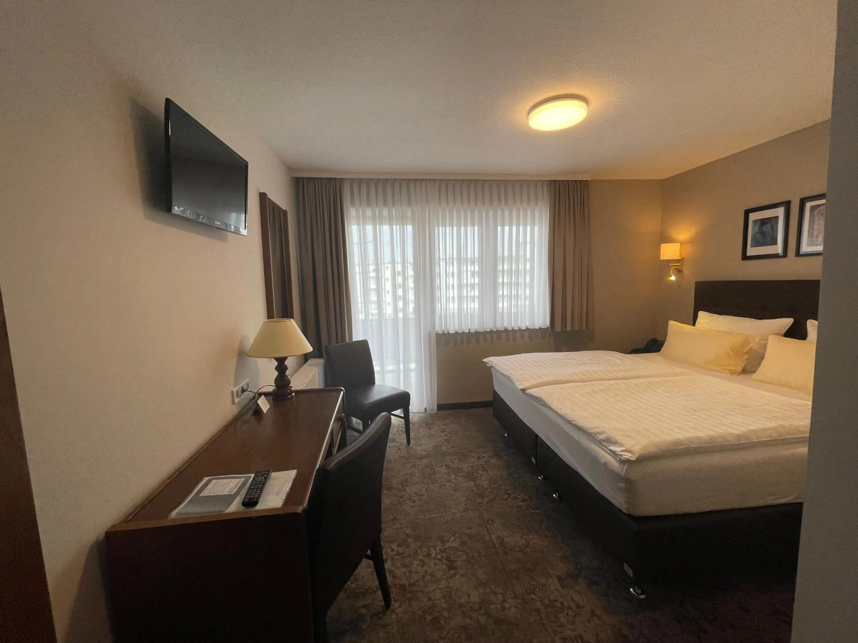 Bedroom, Bed in Hotel Regina