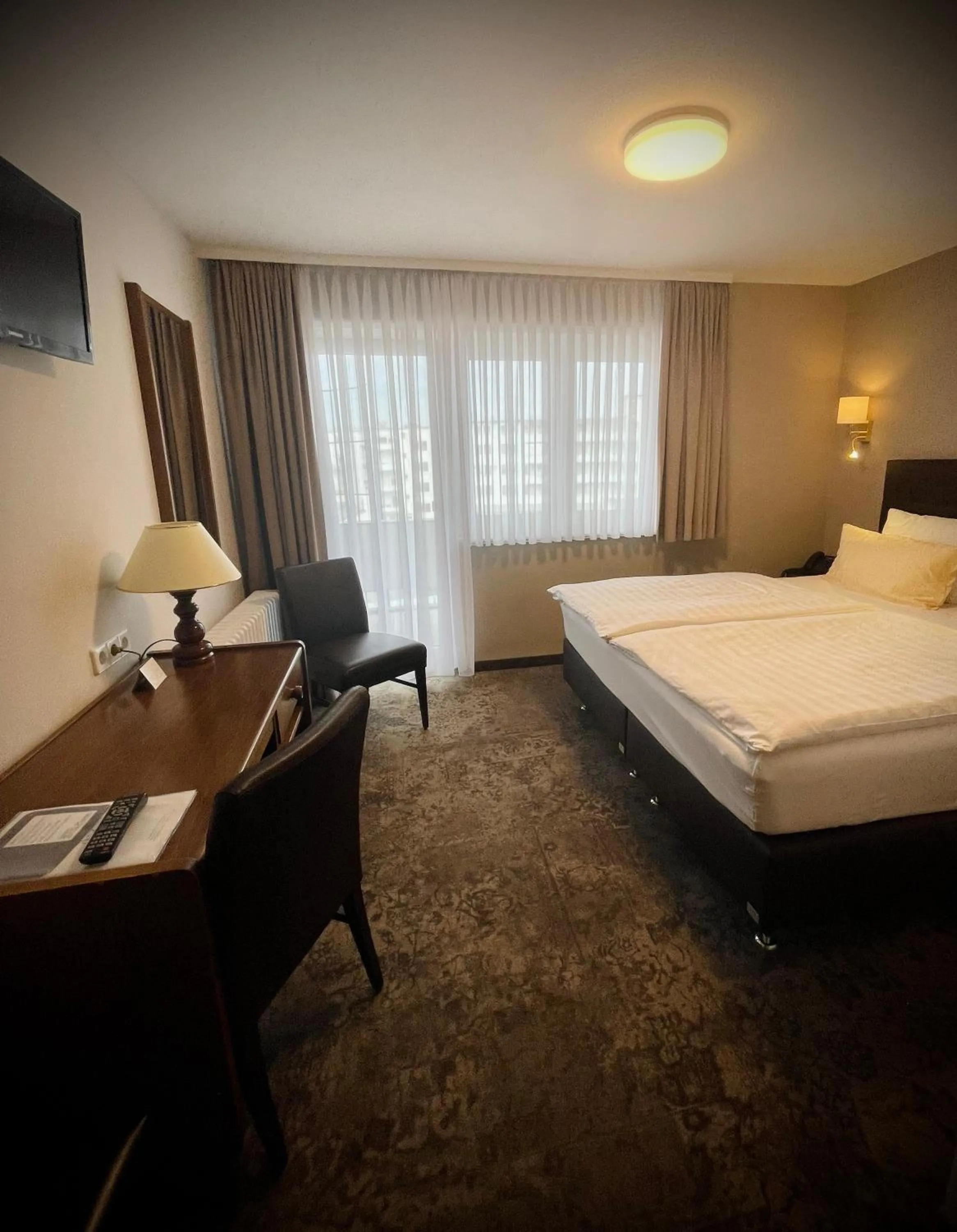 Bedroom, Bed in Hotel Regina