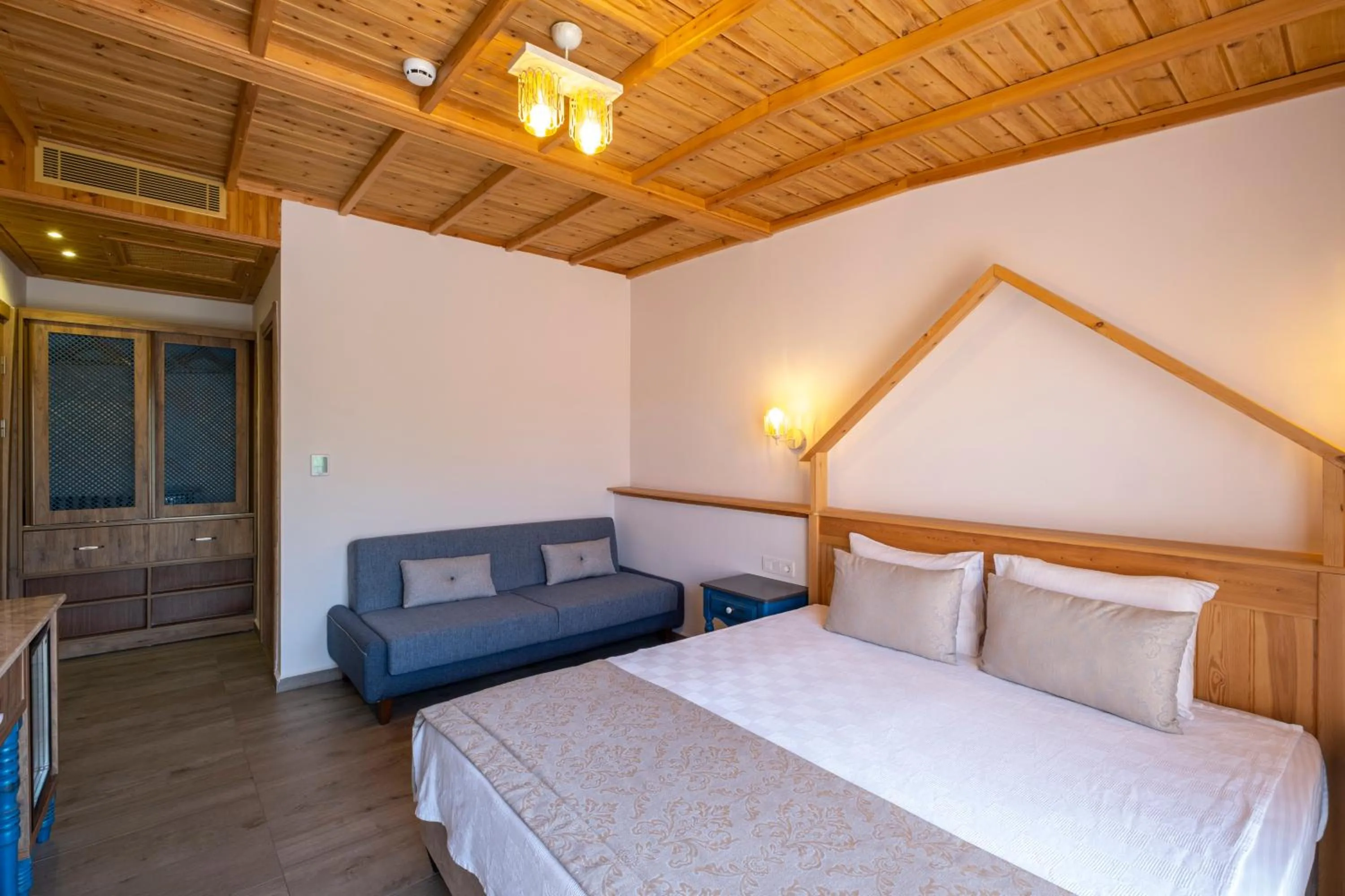 Bed in Villa Marine Hotel