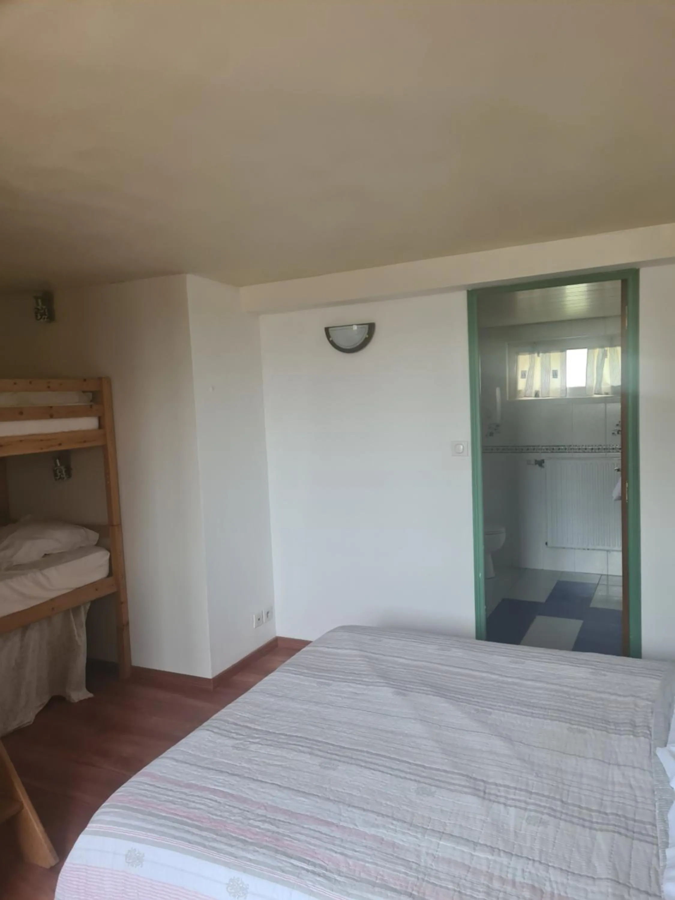 Bedroom, Bed in Le clos de Tournes