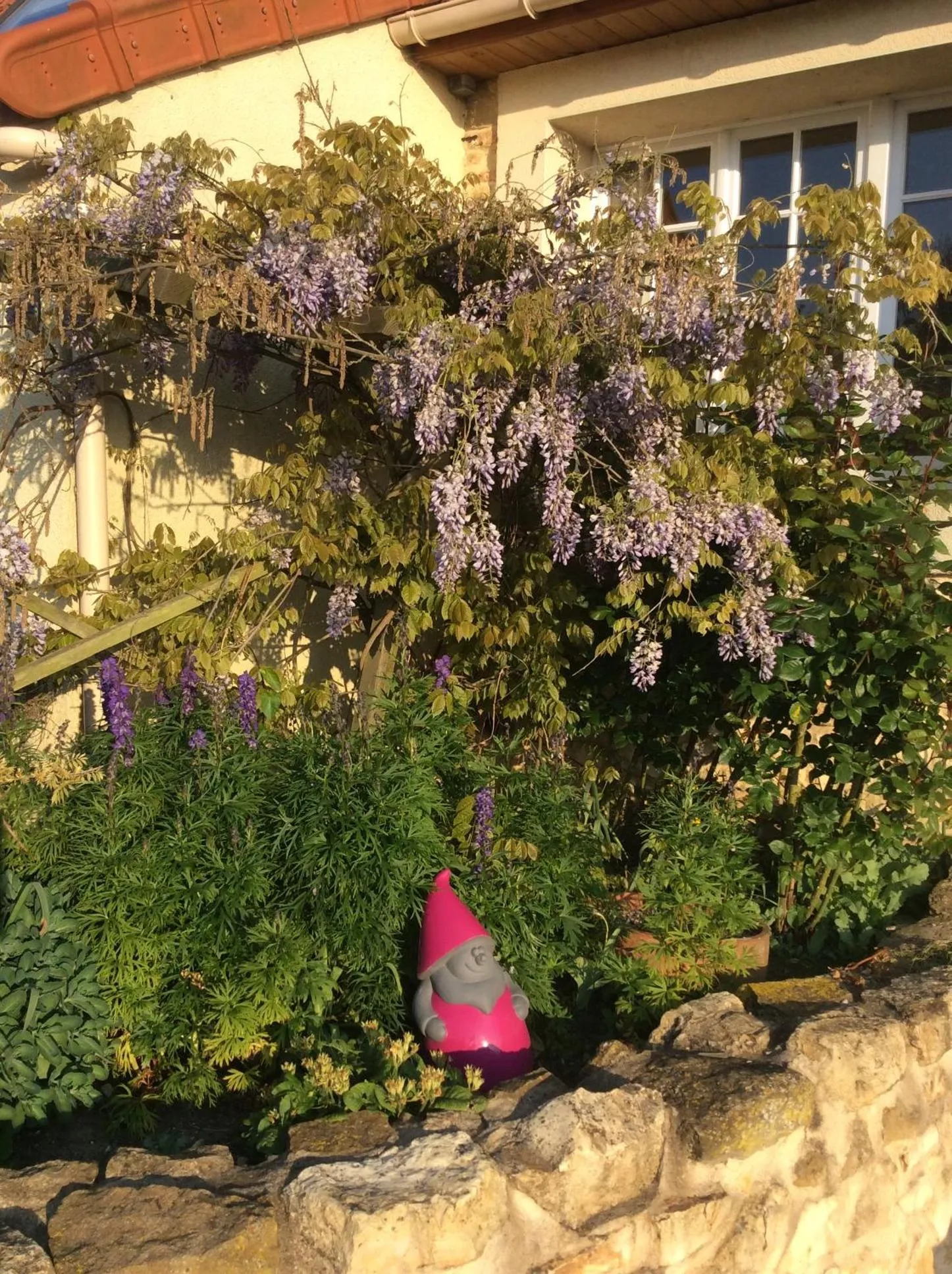 Facade/entrance in Le clos de Tournes